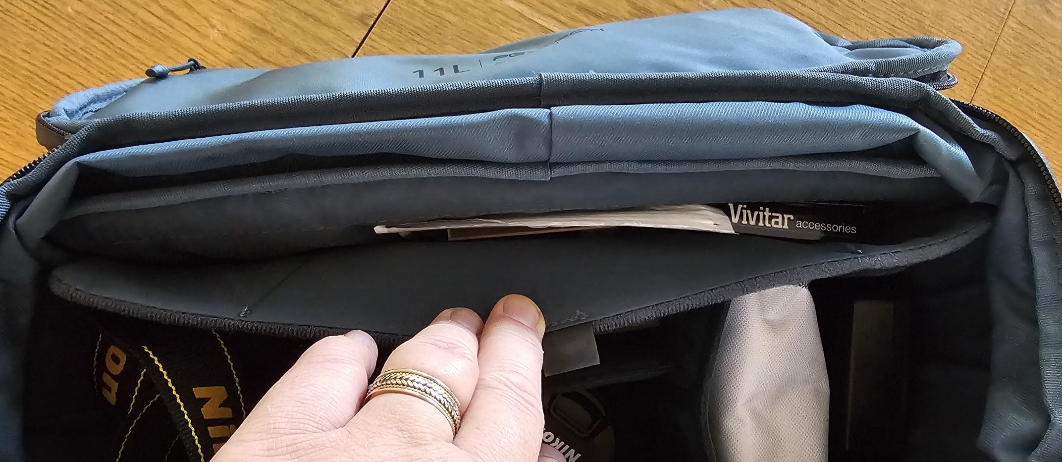 PGYTECH OneMo Sling Camera Bag 7L-9L, waterproof Crossbody Camera Shoulder Bag for Photographers Travel, DSLR Camera Bag for Sony/Canon/Nikon/DJI Mavic/Mirrorless/Tripod/Laptop customer photo 2