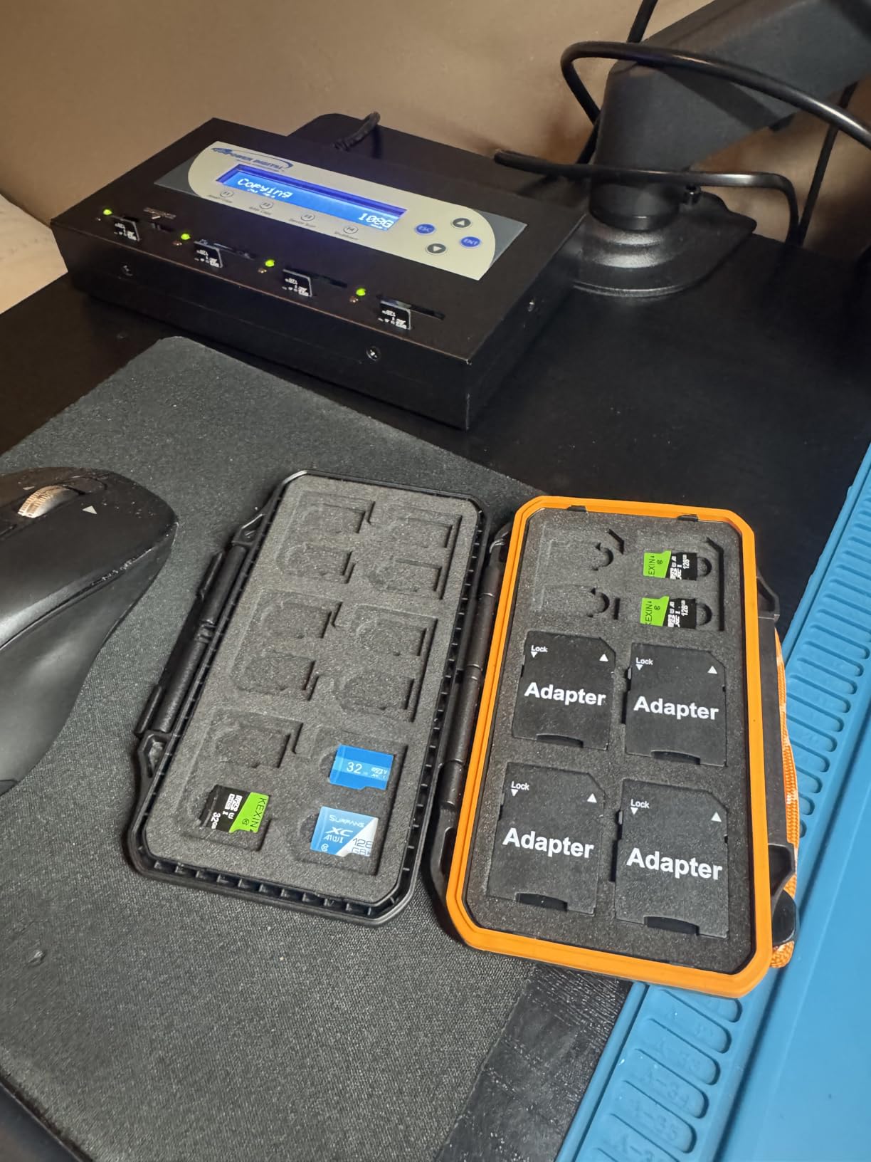 K&F CONCEPT 29 Slot Memory Card Case, Carrying Case for SD, CF, CFexpress, Micro SD, Nano SIM & Micro SIM Cards customer photo 1