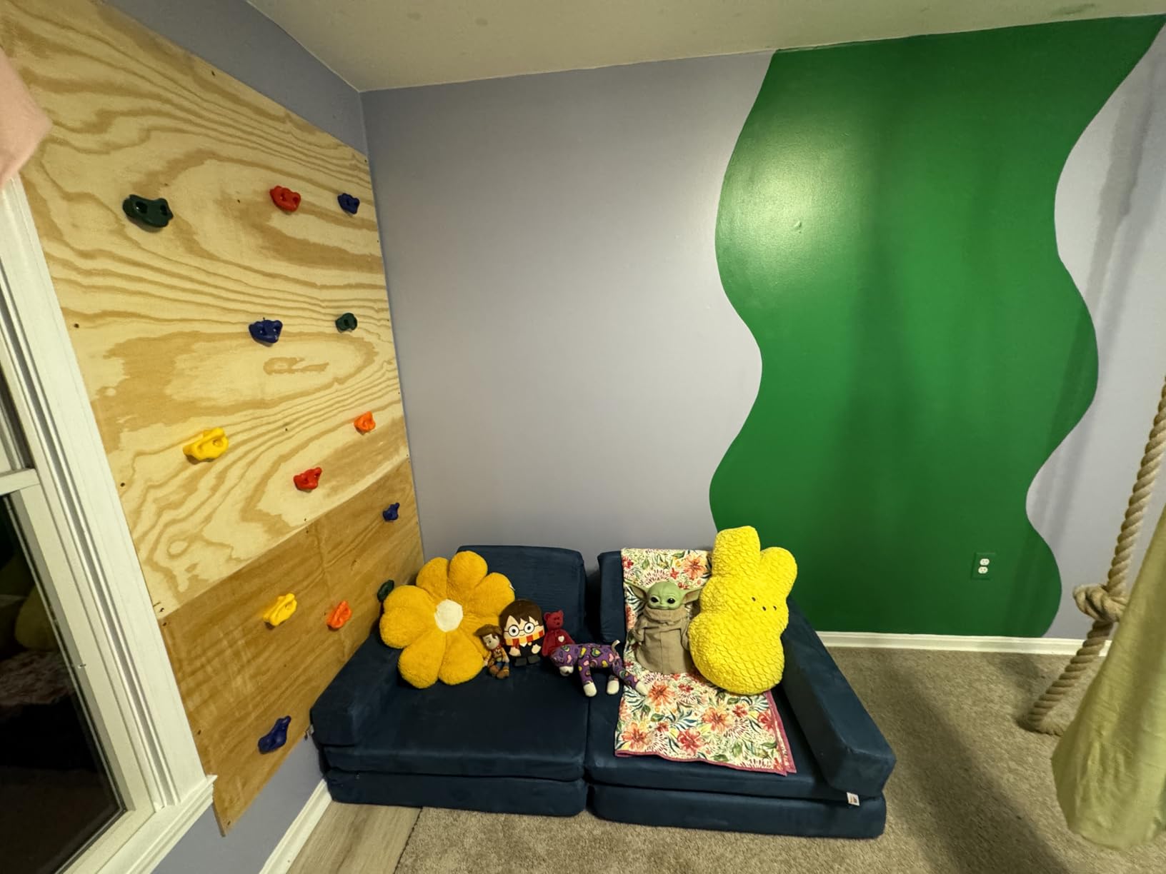 ZENFUN 25 Packs Rock Climbing Holds, Indoor & Outdoor Rock Wall Climbing Kit, Multi-Colored Climbing Rock Wall Grips with Mounting Hardware, Knotted Rope（Added 4 Sets of Spare Screws） customer photo 1