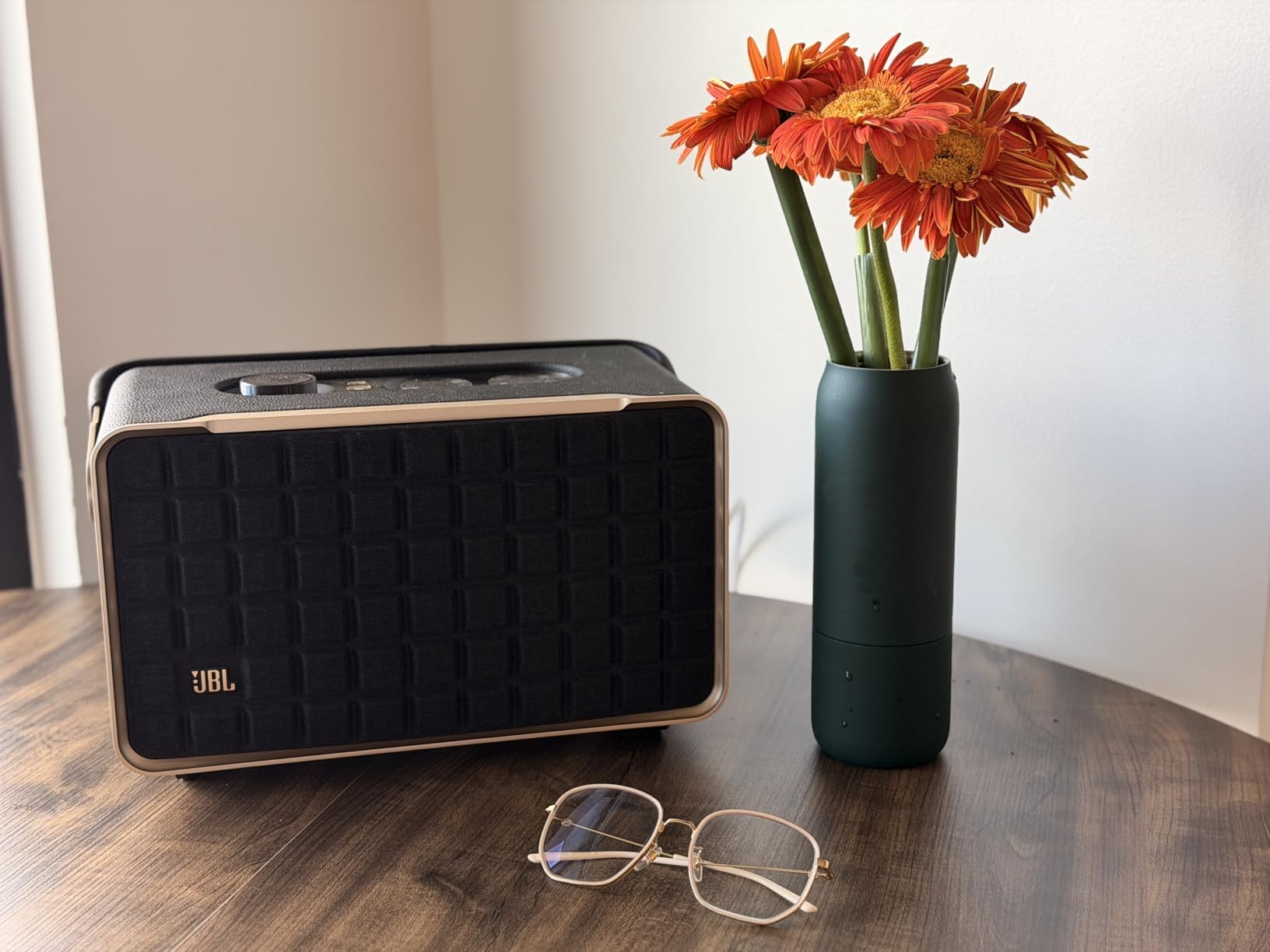 JBL Authentics 500 - Retro Style Home Speaker with Bluetooth, Voice Control, and Dolby Atmos, Multi Room Playback, Built in Alexa and Google Assistant, Automatic self tuning customer photo 2