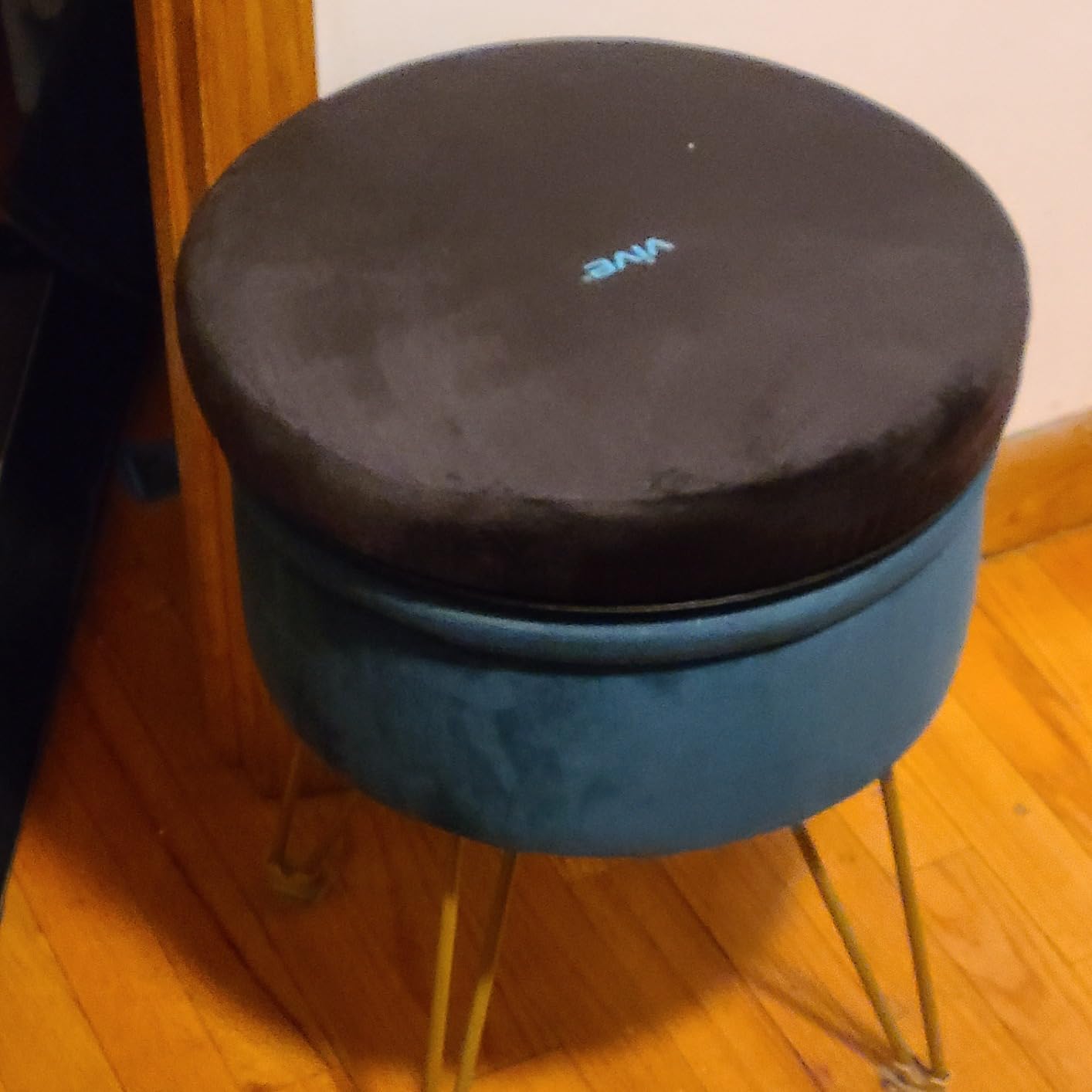 Vive Swivel Car Seat Cushion for Handicapped & Elderly Assistance - 360 Large Round Rotating Chair Pad with Memory Foam (Black) customer photo 1