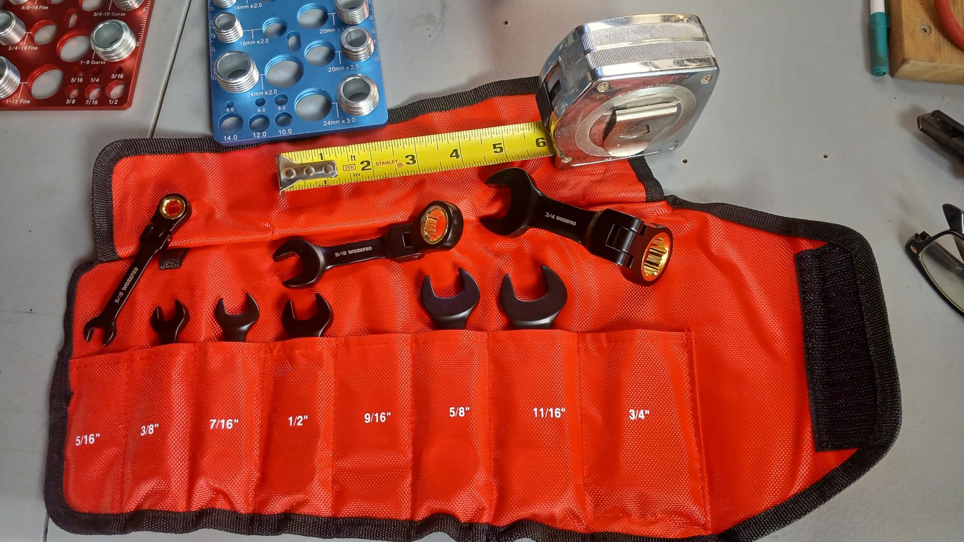 WORKPRO 8-Piece Stubby Anti-slip Ratcheting Combination Wrench Set, Metric 8-17 mm, 72-Teeth, CRV, Black Electrophoretic Coating, Flex-Head Wrench Set with Rolling Pouch customer photo 2