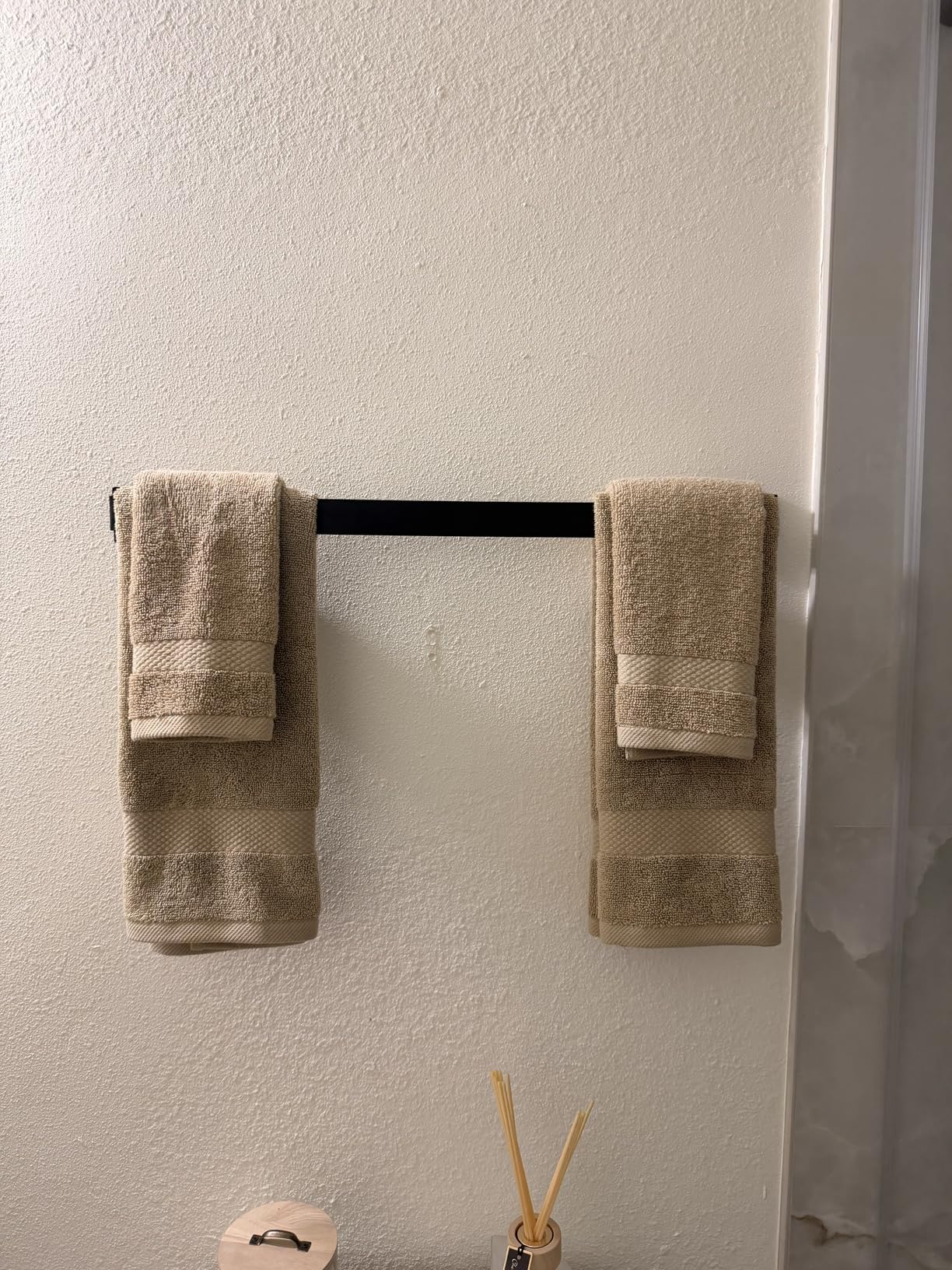 10-Pieces Matte Black Bathroom Accessories Set, 23.6 Inch Bath Towel Bar Set, SUS 304 Stainless Steel Bathroom Hardware Set, Towel Racks for Bathroom Wall Mounted customer photo 1