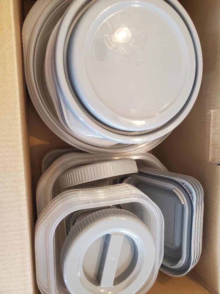 GoodCook EveryWare 40-Piece Food Storage Container Set, BPA-Free Plastic, Click and Fresh Lids, Assorted Sizes with Integrated Measurements, Durable and Secure Food Containers for Leftovers customer photo 1