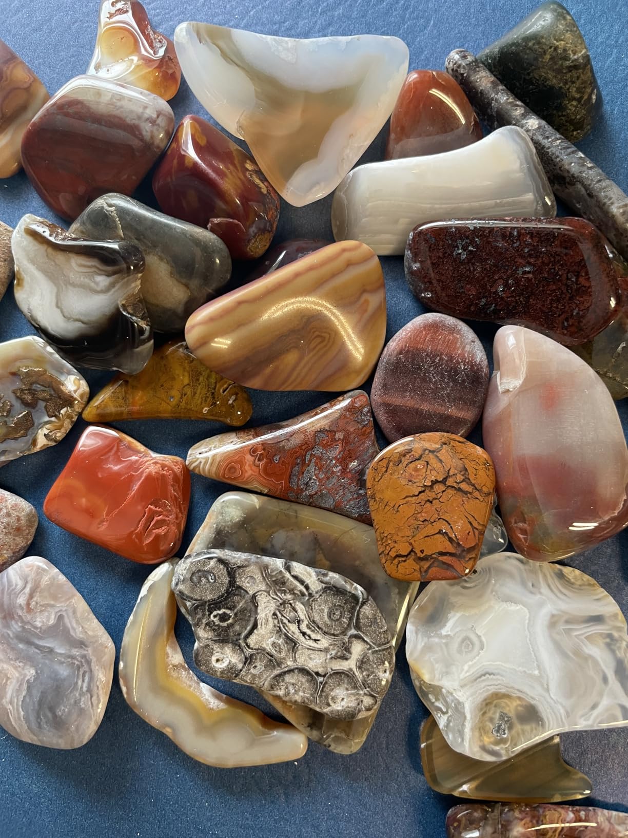 C1 Pro Max Professional Rock Tumbler Kit - Large 3LB Capacity & Brushless Motor, Up to 6X More Noise Cancelling, Ultra Quiet Rotary Polisher with Full Accessories, Ideal for Adults Kids customer photo 1