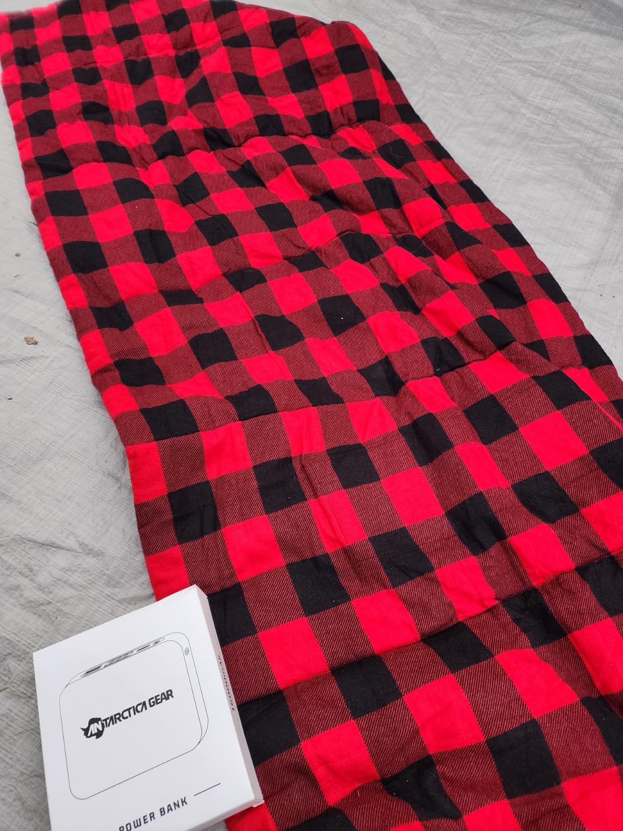 Heated Sleeping Bag Liner, 5 Heated Zones with 16000mAh 12V Battery Heated Pad, Electirc Sleeping Bag Heater for Cold Weather Camping Backpacking or Hiking customer photo 1