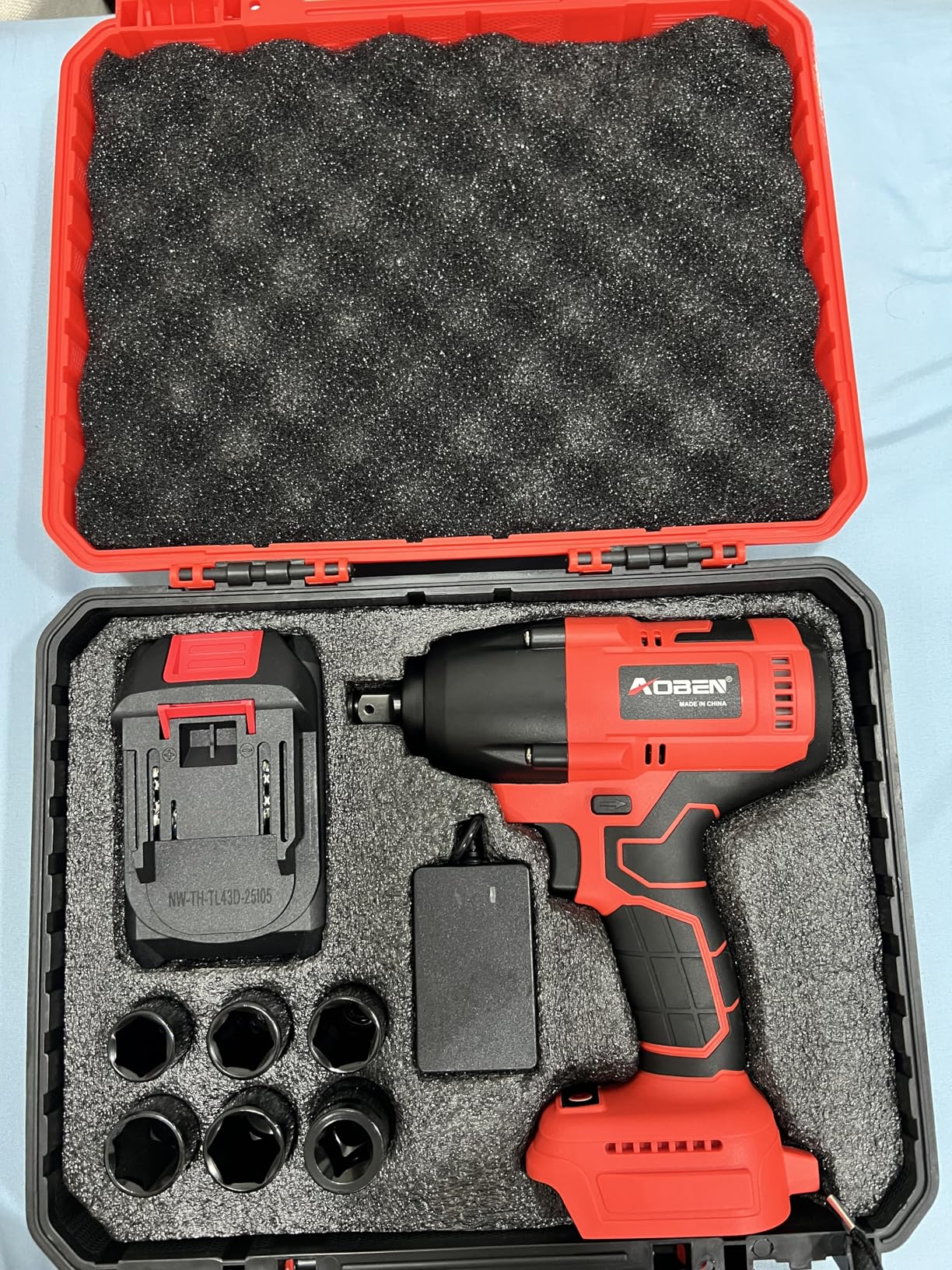 AOBEN Cordless Impact Wrench 1/2 Inch, Power Impact Gun Kit, Max 600N. M/450Ft-lbs High Torque Electric Impact Driver for Car RV Tire, 4.0Ah Battery, Charger, 6 Sockets & Storage Tool Case customer photo 2
