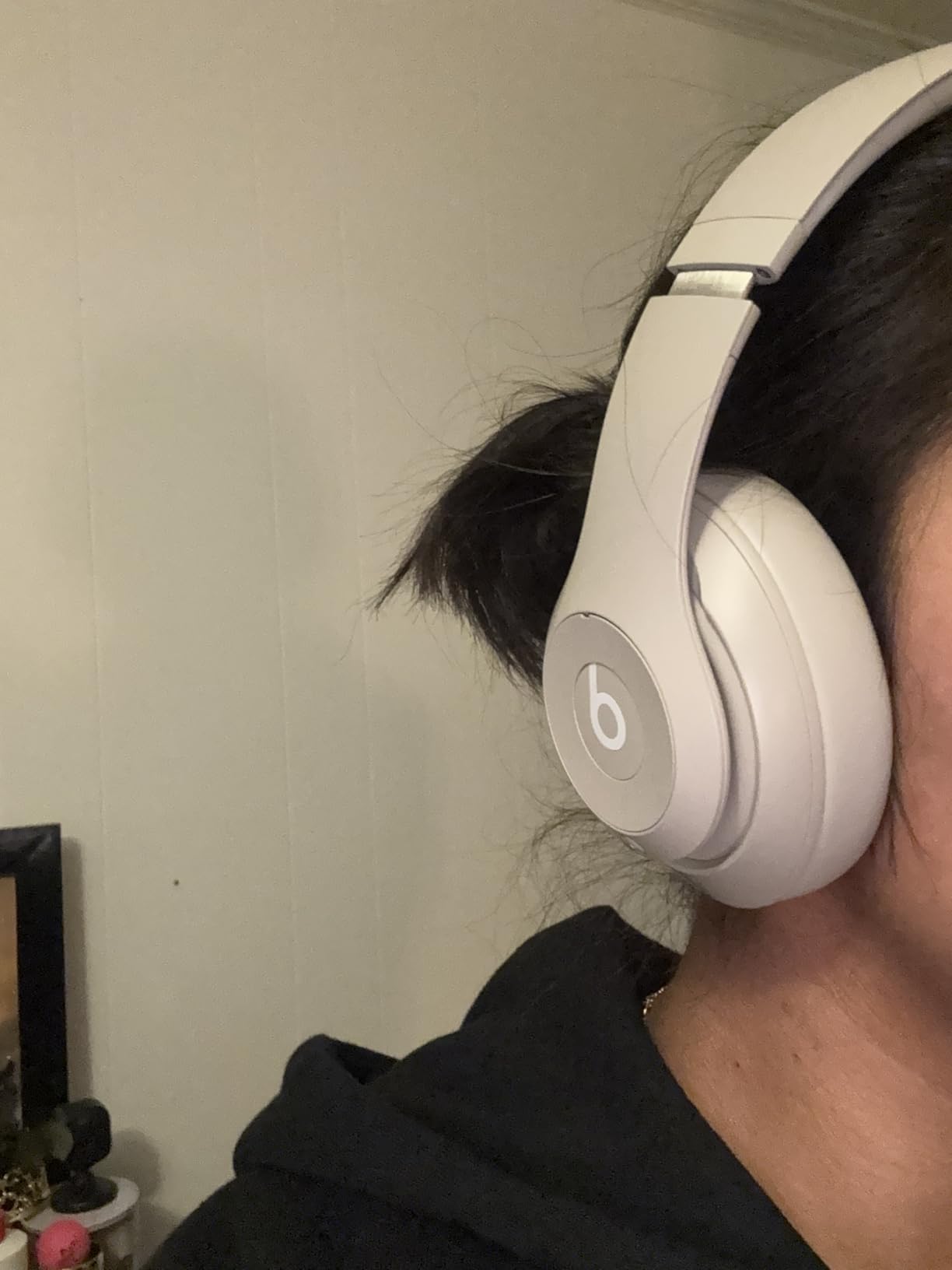 Beats Studio Pro - Wireless Bluetooth Noise Cancelling Headphones - Deep Brown (Renewed) customer photo 1