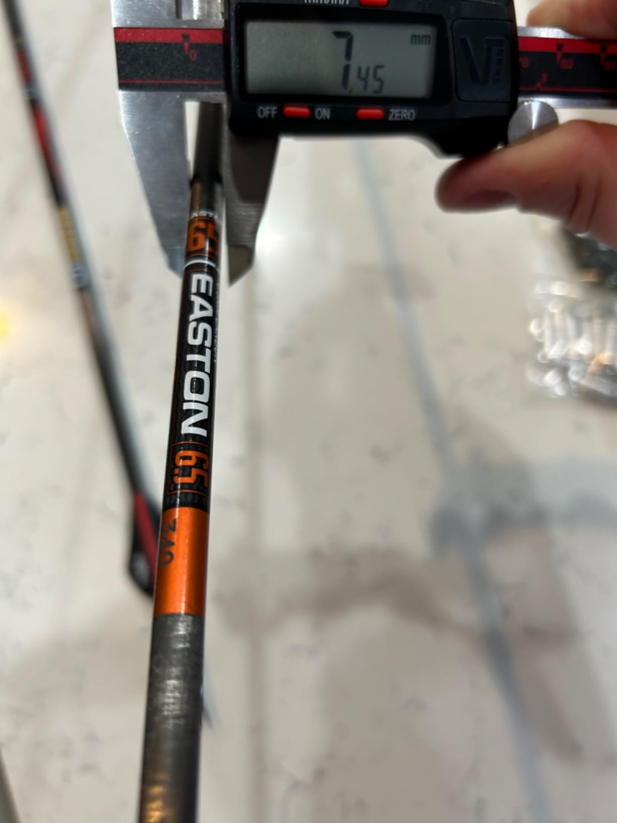 sanlida 100% Pure Carbon Hunting Arrows, Olympic-Grade 10 Spines Deflection (Unique), 0.001/0.003/0.006 Straightness, Buy 12 Get 12 Free/Buy 6 Get 6 Free, for Compound & Recurve Bows (12/24PCS) customer photo 1