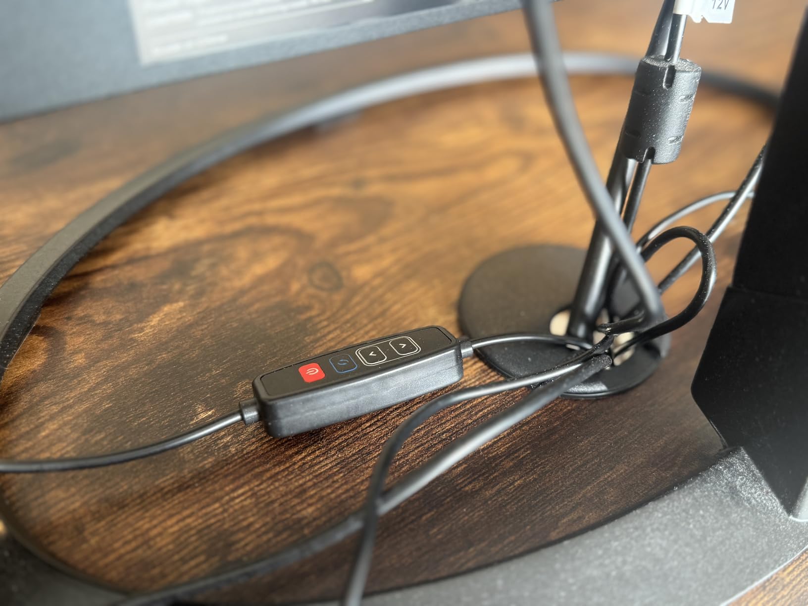 VIVO Electric 60 x 30 in Standing Desk, Memory Height Adjustment, 1B Series, Holds 220 lbs, Black Top Black Frame, DESK-KIT-1B6B-30 customer photo 1