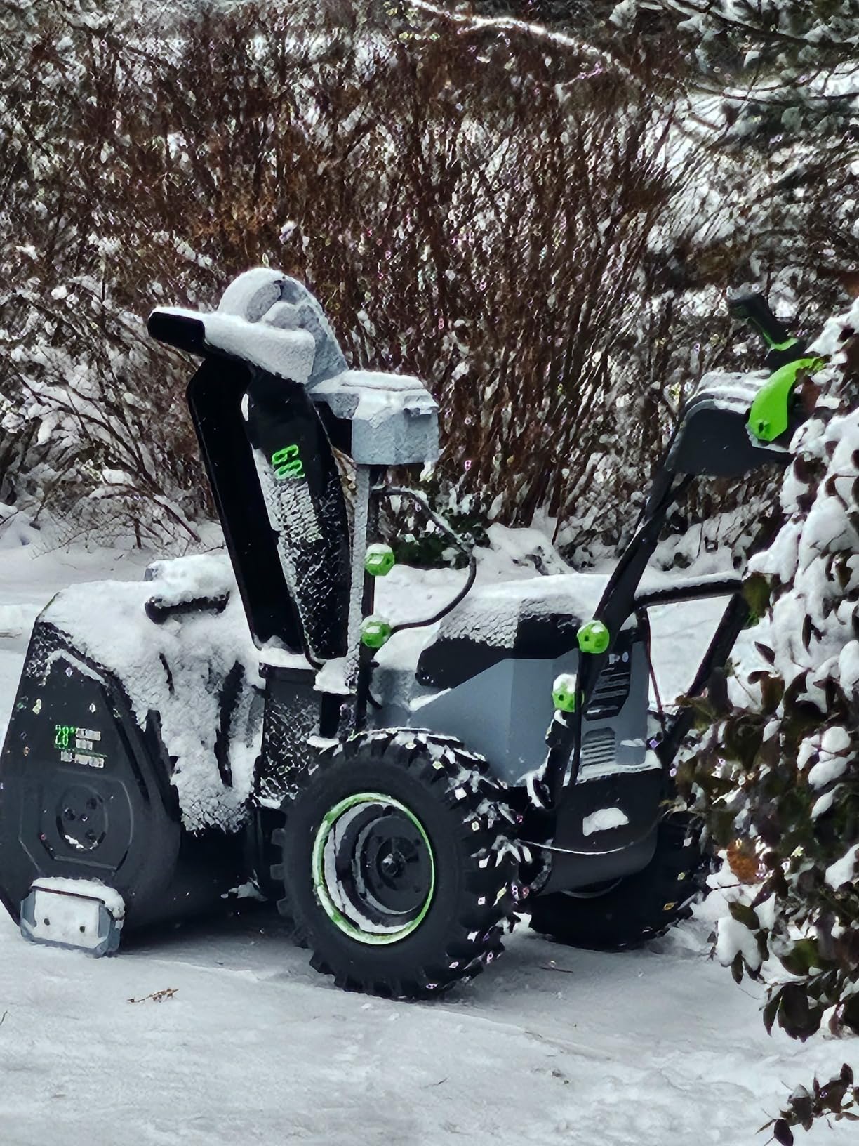EGO Power+ SNT2807 28-Inch Electric Snow Blower, Cordless Self-Propelled 2-Stage, Includes (2) 56V 12.0Ah Batteries and Dual Port Charger customer photo 1