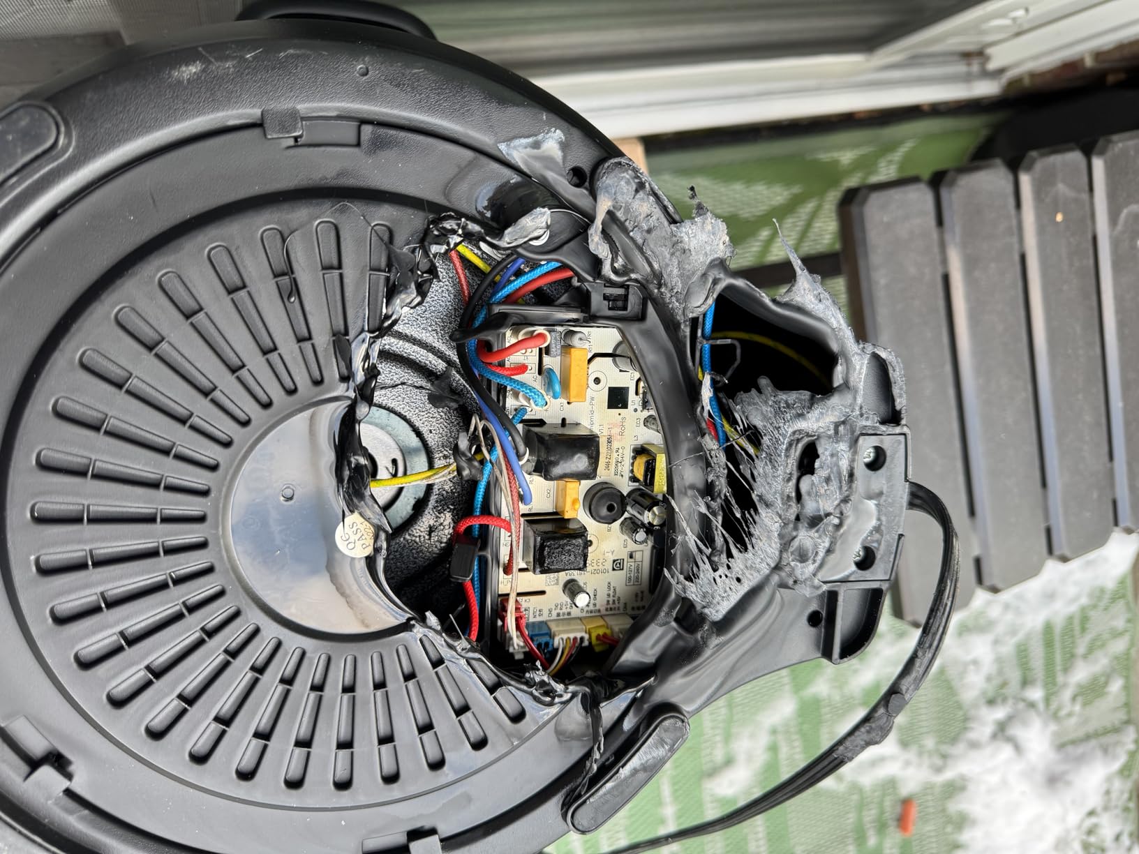 6.5 Quart Duo Crisp Ultimate Lid with WIFI, 13-in-1 Air Fryer and Pressure Cooker Combo, Sauté, Slow Cook, Bake, Steam, Warm, Roast, Dehydrate, Sous Vide, & More, Includes App with Recipes customer photo 1