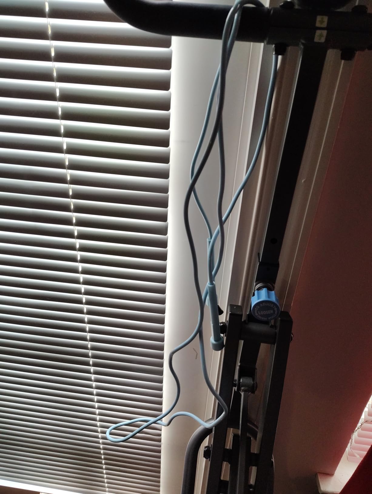 SPORTBIT Adjustable Jump Rope for Fitness and Exercise - Skipping Rope for Cardio, Boxing, and Weight Loss - Speed Rope perfect for Men & Women customer photo 1