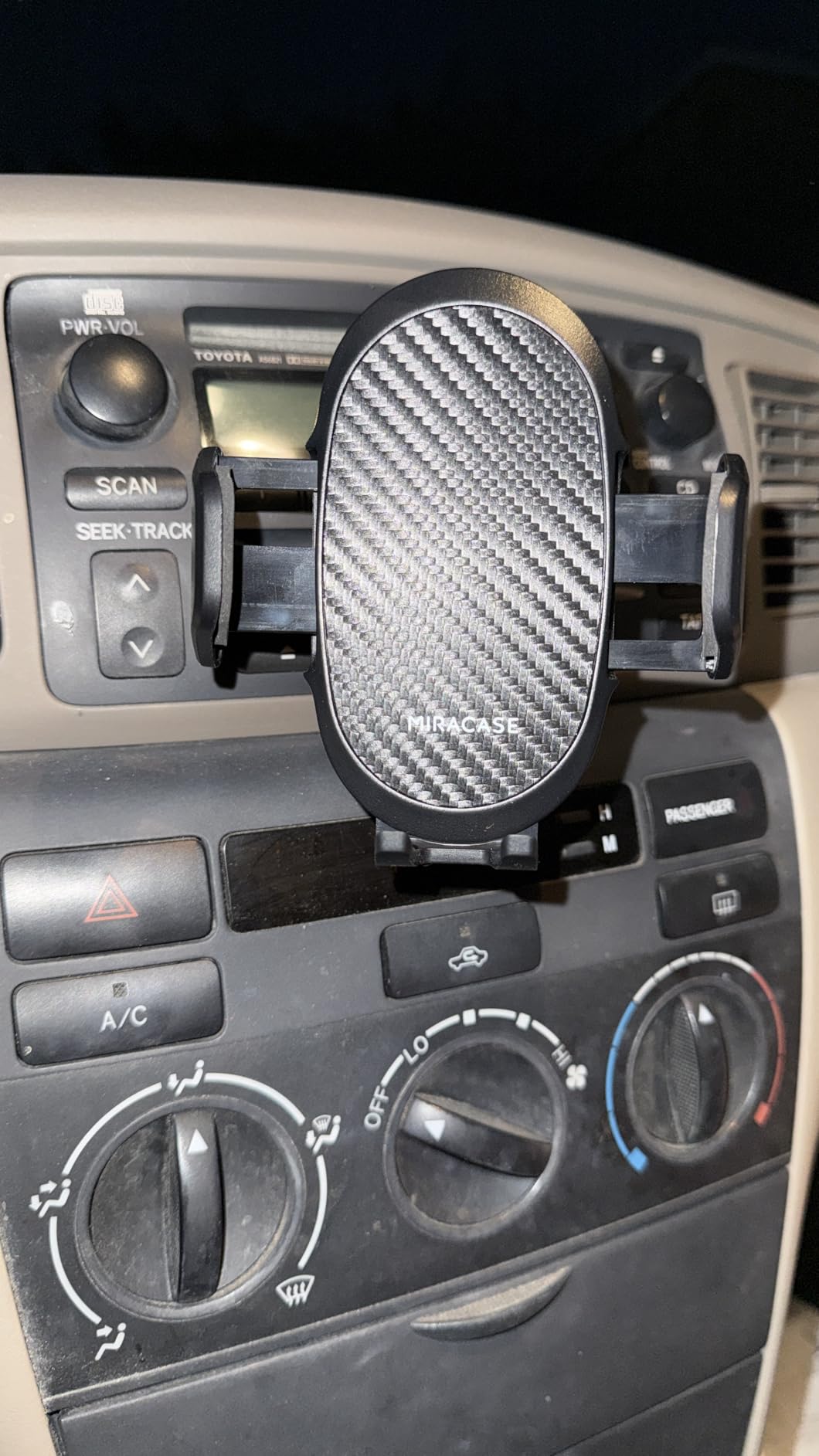 Miracase Phone Holders for Your Car with Metal Hook Clip, Air Vent Cell Phone Stand Car Mount customer photo 1