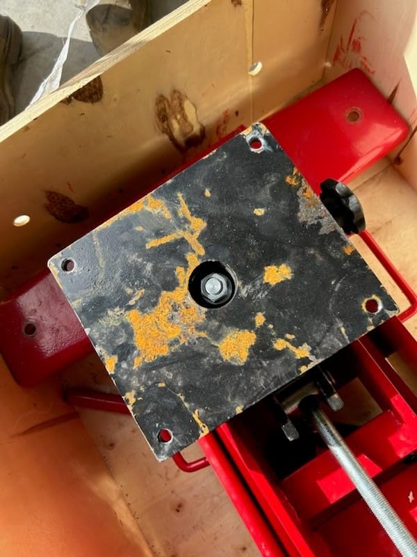 DNA Motoring Hydraulic Transmission Jack, 1.5 Ton Heavy Duty Roll Under Service/Floor Jack, 9.1-36.6 in Height Range,TOOLS-00321 customer photo 2
