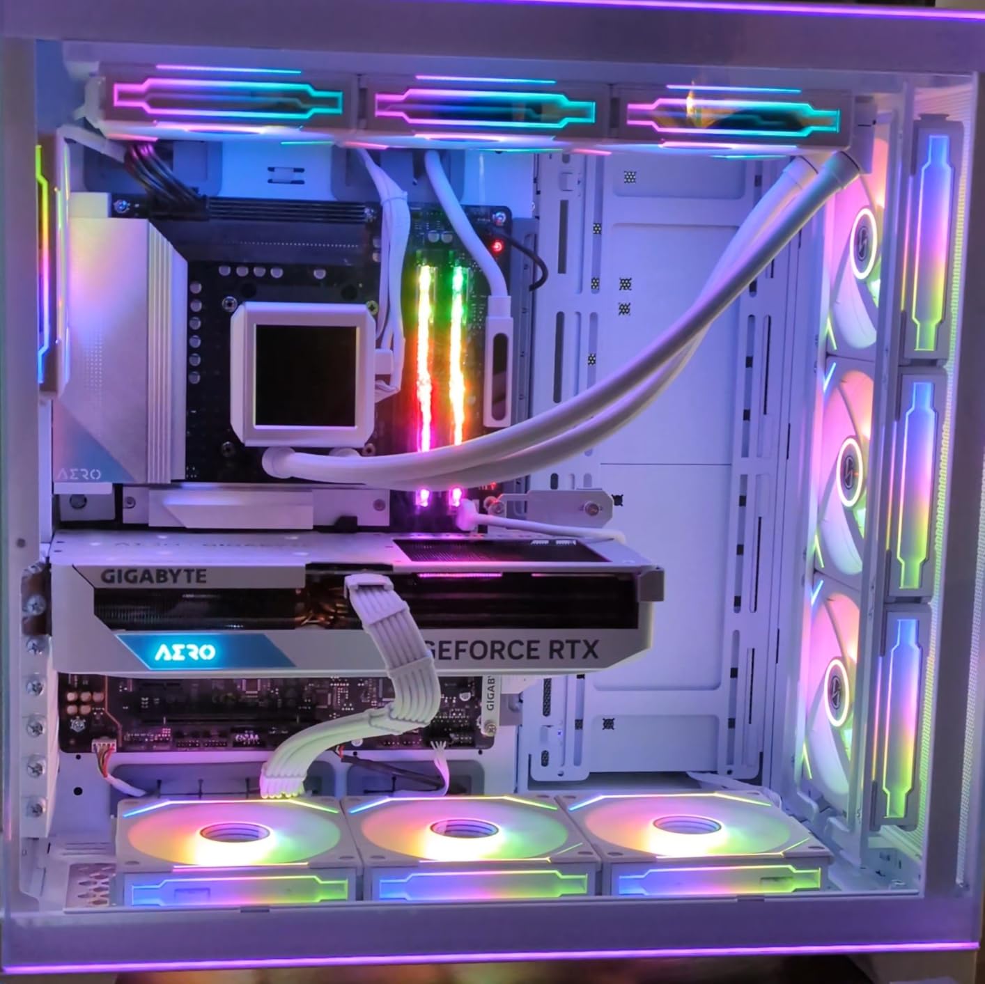CableMod RT-Series Pro ModMesh Sleeved 12V-2x6 12VHPWR StealthSense PCIe Cable for ASUS/Seasonic/Phanteks (White, 16-pin to Dual 8-pin, 60cm) customer photo 2