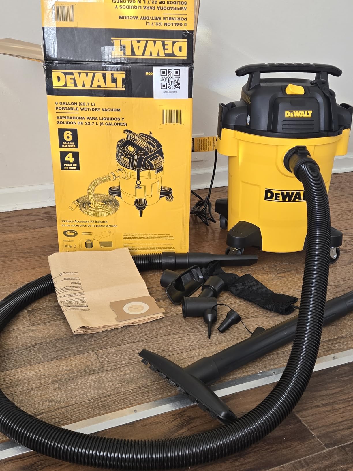 DEWALT Shop Vacuum 6 Gallon 4HP Poly Wet Dry Vacuum Ultimate Cleaning Solution for Construction Workshop Environments for Jobsite Garage Home W/Inflation Ket, Yellow, DXV06PL customer photo 1