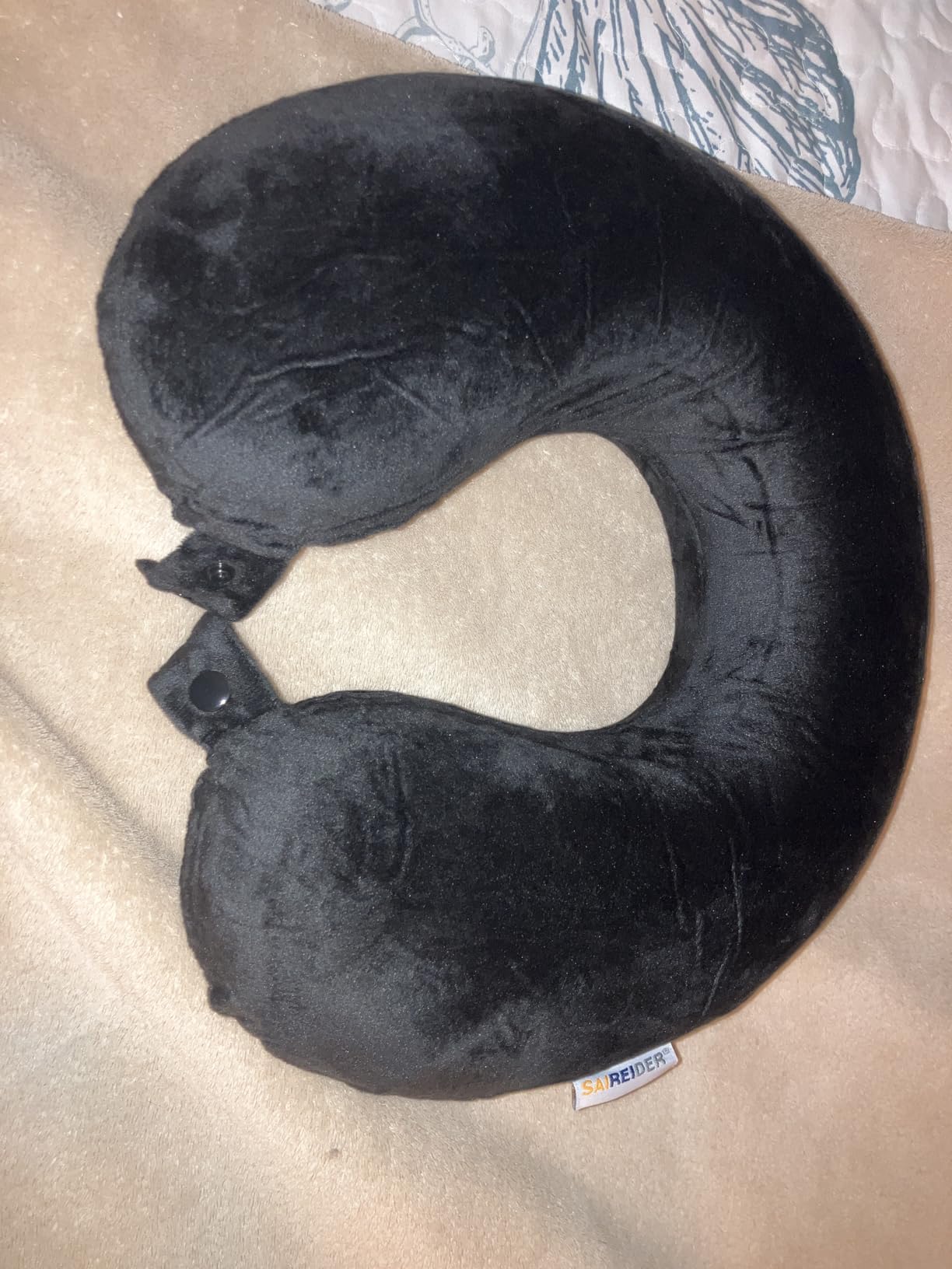 SAIREIDER Travel Pillow 100% Pure Memory Foam Travel Neck Pillow, Airplane Pillow for Traveling customer photo 1