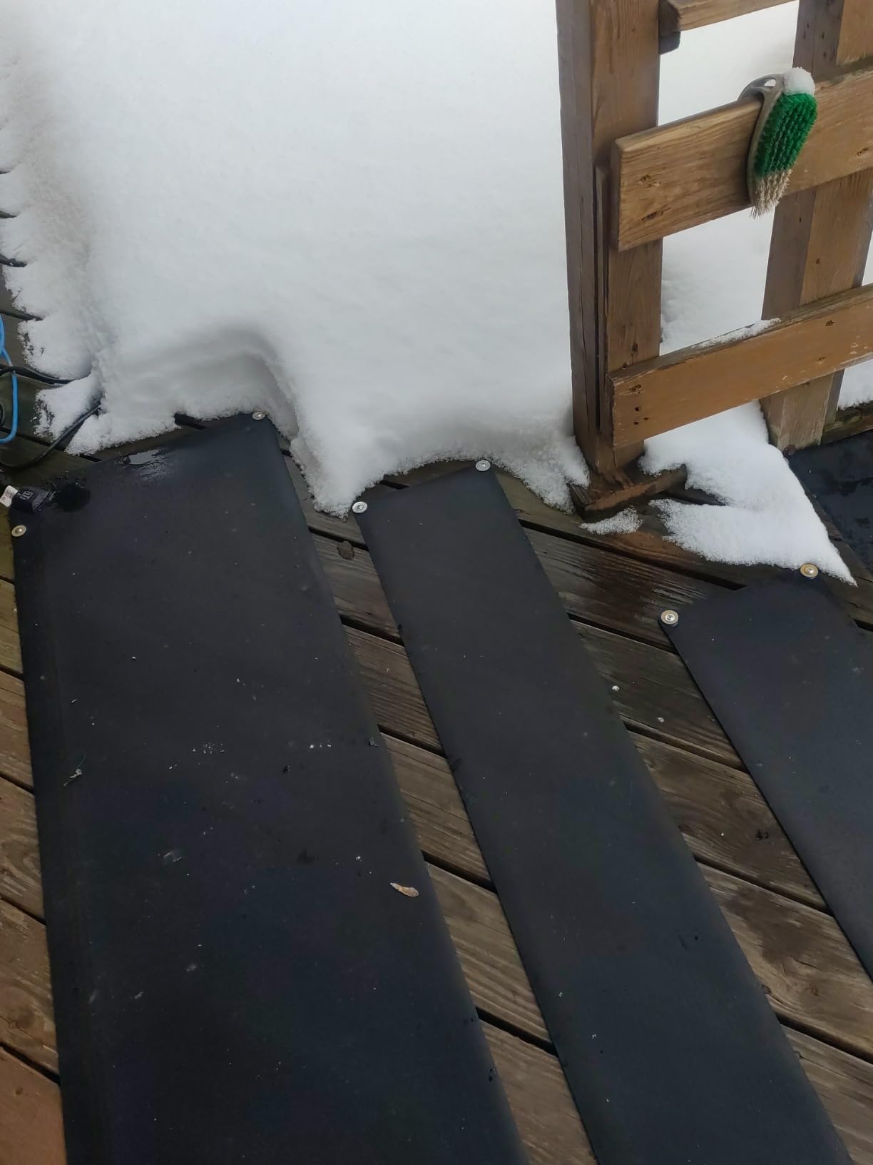 HeatTrak Heated Snow Melting Mats Starter Kit | 1 Walkway Mat, 2 Stair Mats, 1 Power Unit, and 1 Cable Extender | Heated Outdoor Mats for Walkway and Stairs customer photo 1