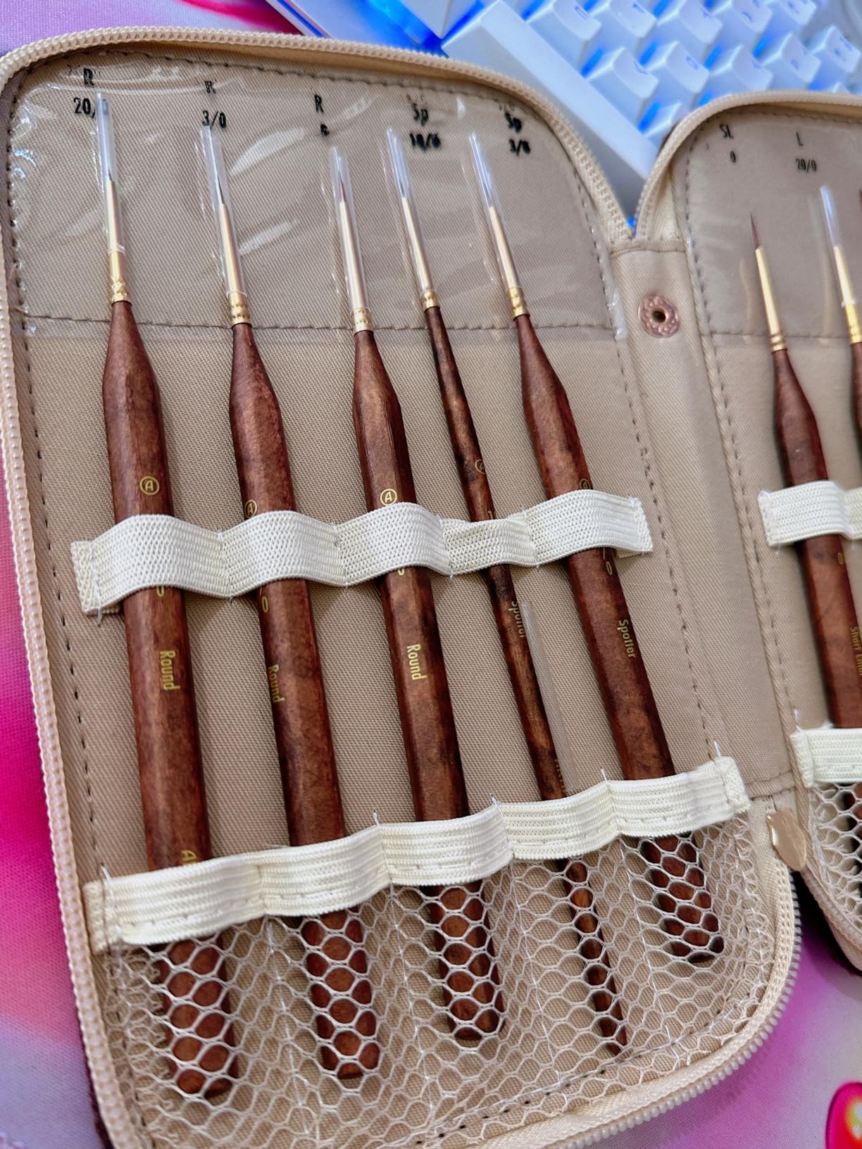 Artify Extreme Detail Paint Brushes Set, 10pcs Multi-Shape Fine Detail Brushes with Portable Bag, Ultra Fine Paint Brush Set for Miniature & Illustration Painting customer photo 2