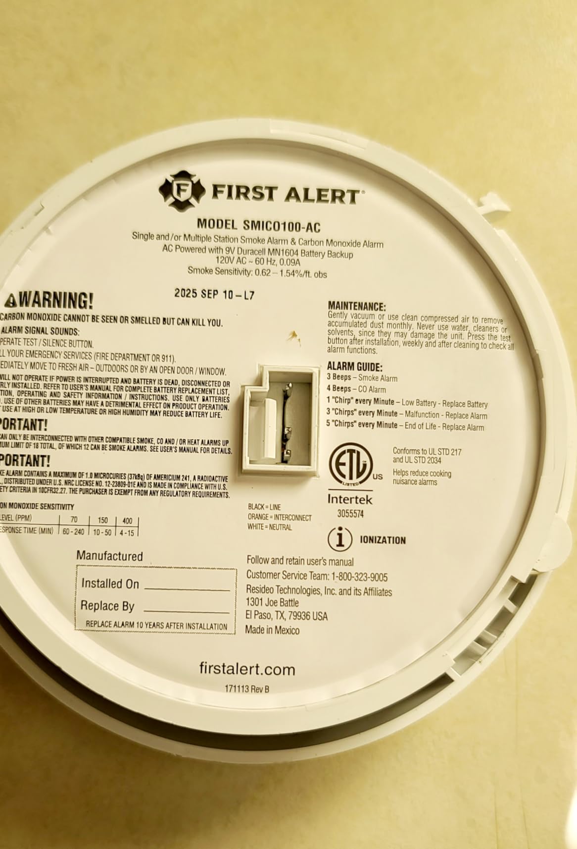 First Alert Combination Smoke & Carbon Monoxide Alarm, Interconnect Hardwire Detector with Battery Backup, SMICO100-AC, 1-Pack customer photo 1