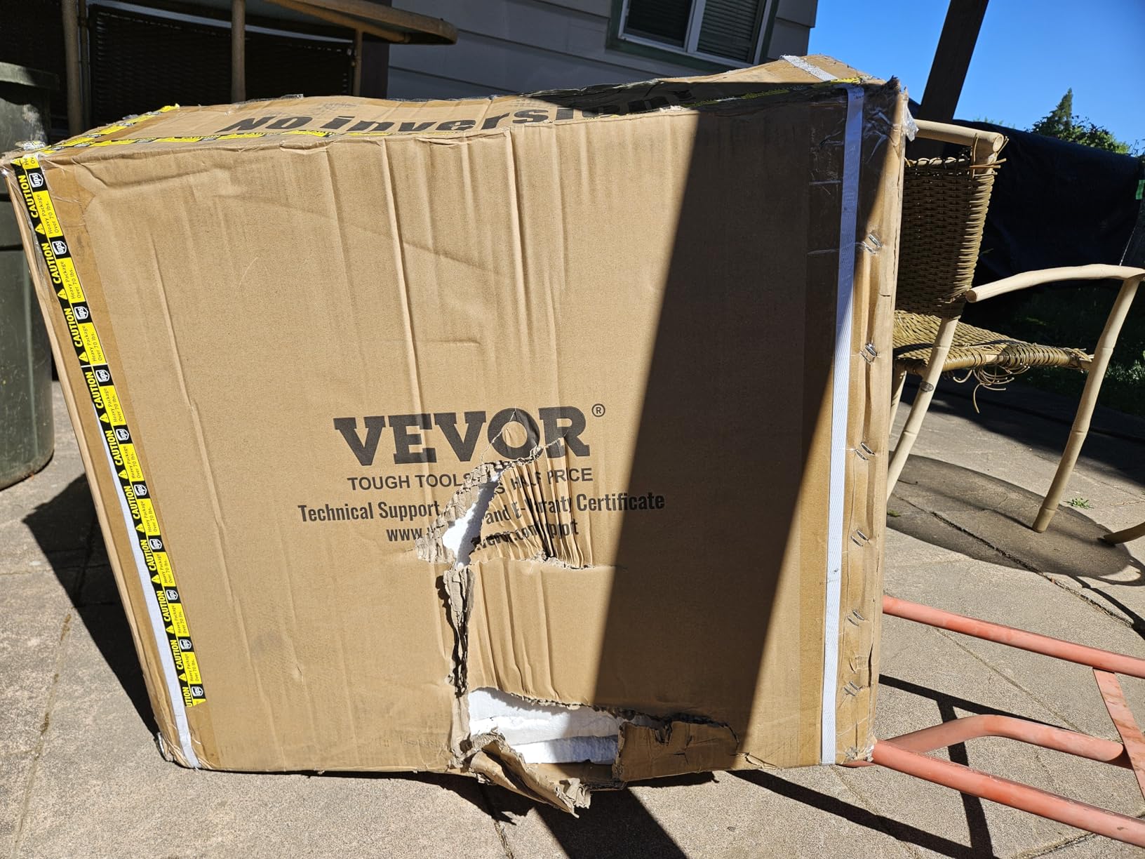 VEVOR 6.5HP Plate Compactor, 196CC Gas Engine, 2360 lbs Vibratory Compaction Tamper, 22.1x15.9 in Plate Power Jumping Jack Tamper, 5600 VPM Pavement Compactor for Walkways, Asphalts, Paver Landscaping customer photo 2