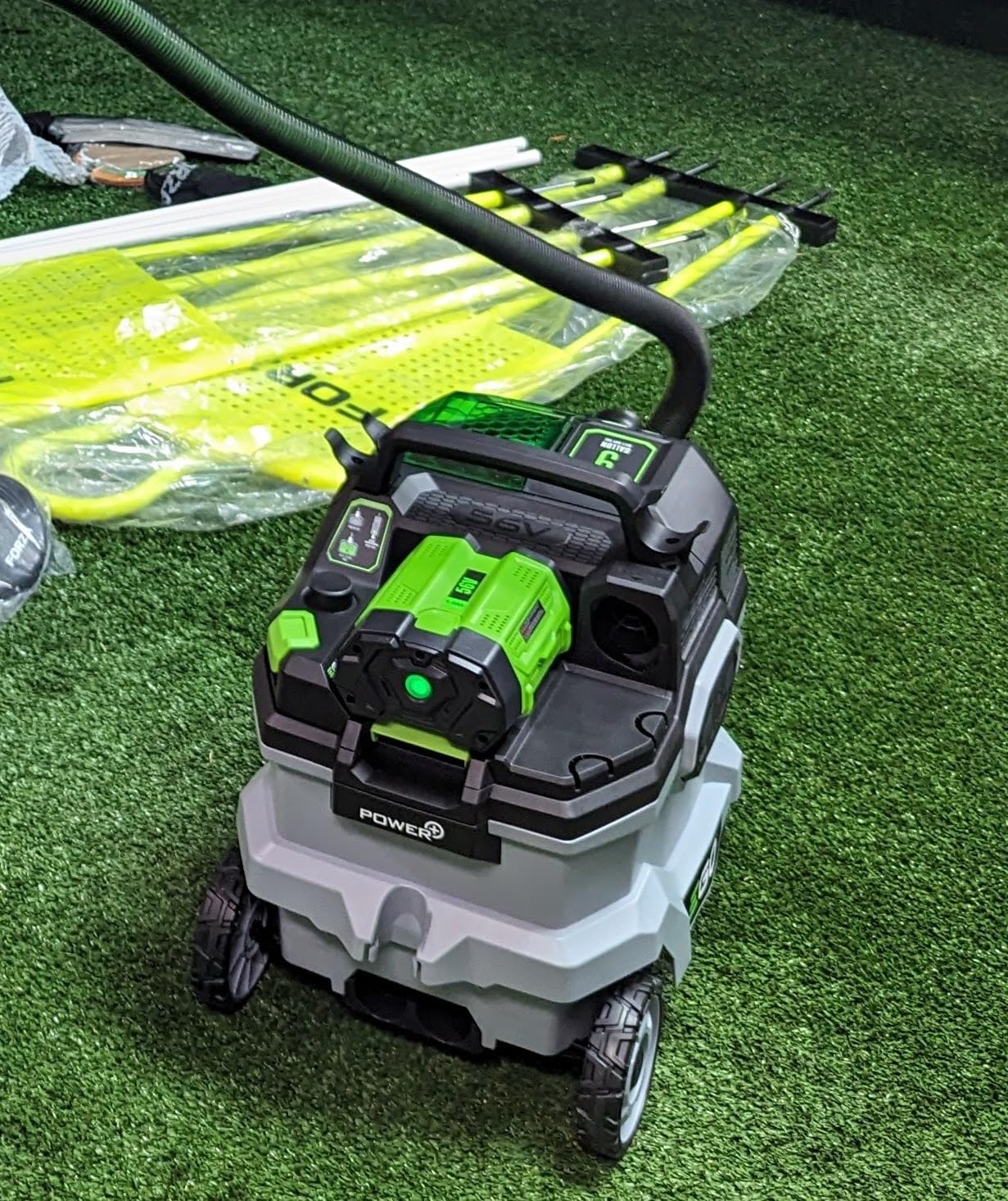 EGO Power+ Shop Vacuum Wet Dry, Car Vac, Portable Cordless Cleaner, 9 Gallon 110 CFM, Battery and Charger Not Included - WDV0900 customer photo 1