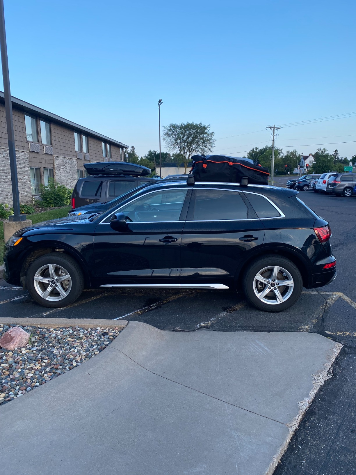 RoofPax XXL 28 cuft Car Rooftop Cargo Carrier Bag Extra Waterproof Car Roof Storage with 10 Heavy Duty Tie Down Straps and 4 Hooks Roof Bag Cargo Carrier for Top of Vehicle with/Without Rack customer photo 1