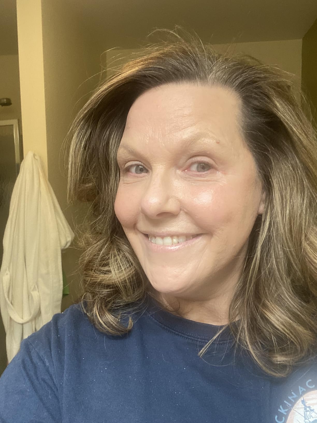 ELLA BELLA 6 in 1 Professional Hot Air Styler - Powerful Hair Dryer & Straightener Set - Styling Without Heat Damage - Fast Drying Curling Volumizing Straightening - Includes Protective Travel Case customer photo 2