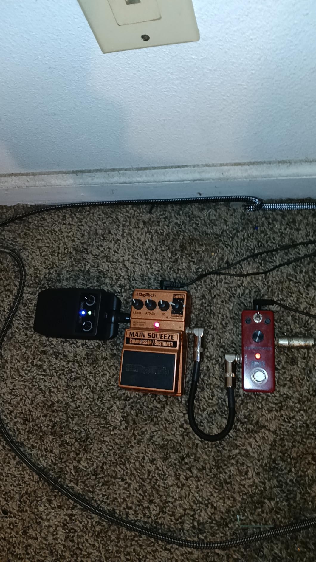 JOYO Mini Amp 5W Portable Electric Practice Amp Bluetooth Rechargeable Guitar Amplifier Built-in 4 Effects Clean Distortion Overdrive Reverb, Black (JA-05G) customer photo 2