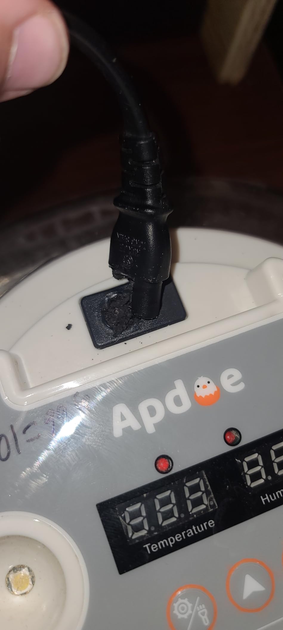 APDOE HatchPro 12 Egg Incubator with Temperature and Humidity Control, Automatic Egg Turning, Egg Candler, External Water Bottle, Adjustable Air Vent, 360 Degree Clear View customer photo 1