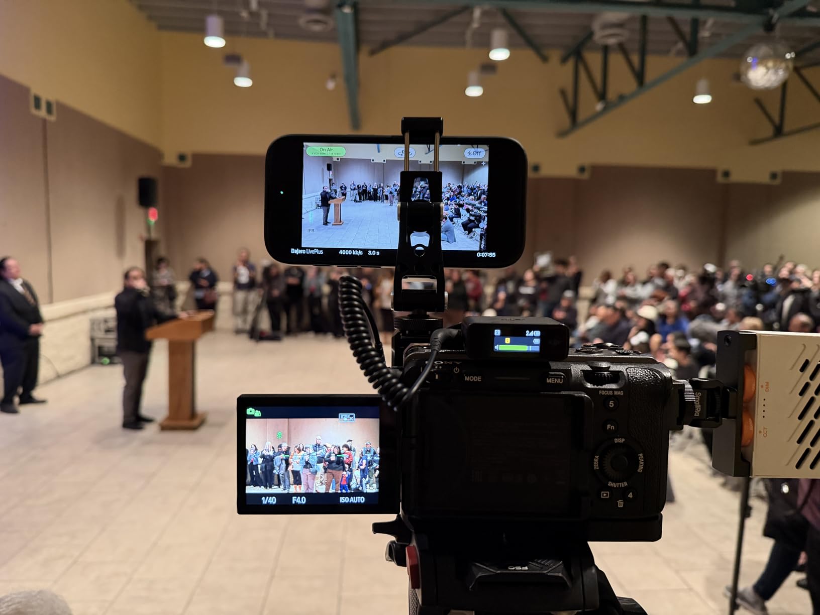 SMALLRIG Universal Metal Phone Support with Cold Shoe Mount, Smartphone Holder Adapter Support Free Adjustment Joints, Phone Tripod Mount for iPhone 17 16 15 14, for Samsung Galaxy etc. - 4382 customer photo 1