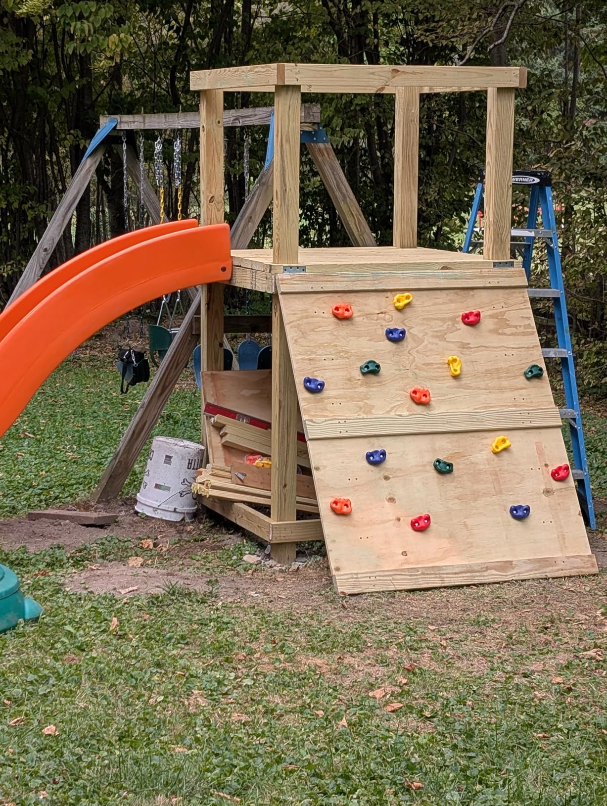 CMOOD Rock Climbing Holds, Rock Climbing Wall for Kids Rock Wall Climbing Kit for Indoor Outdoor Playground Play Set with Mounting Screws, Knotted Rope and 25 Handles customer photo 1