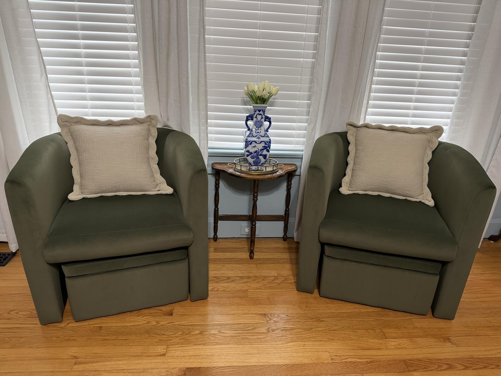 COLAMY Upholstered Sherpa Barrel Accent Chair with Storage Ottoman, Morden Living Room Side Chair, Single Sofa Armchair with Lounge Seat for Bedroom/Office/Reading Spaces, Cream customer photo 2