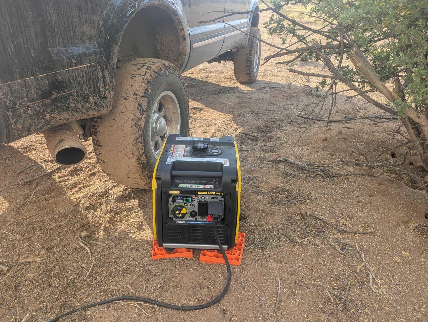 Champion Power Equipment 4500-Watt RV Ready Portable Inverter Generator with Quiet Technology and CO Shield customer photo 2