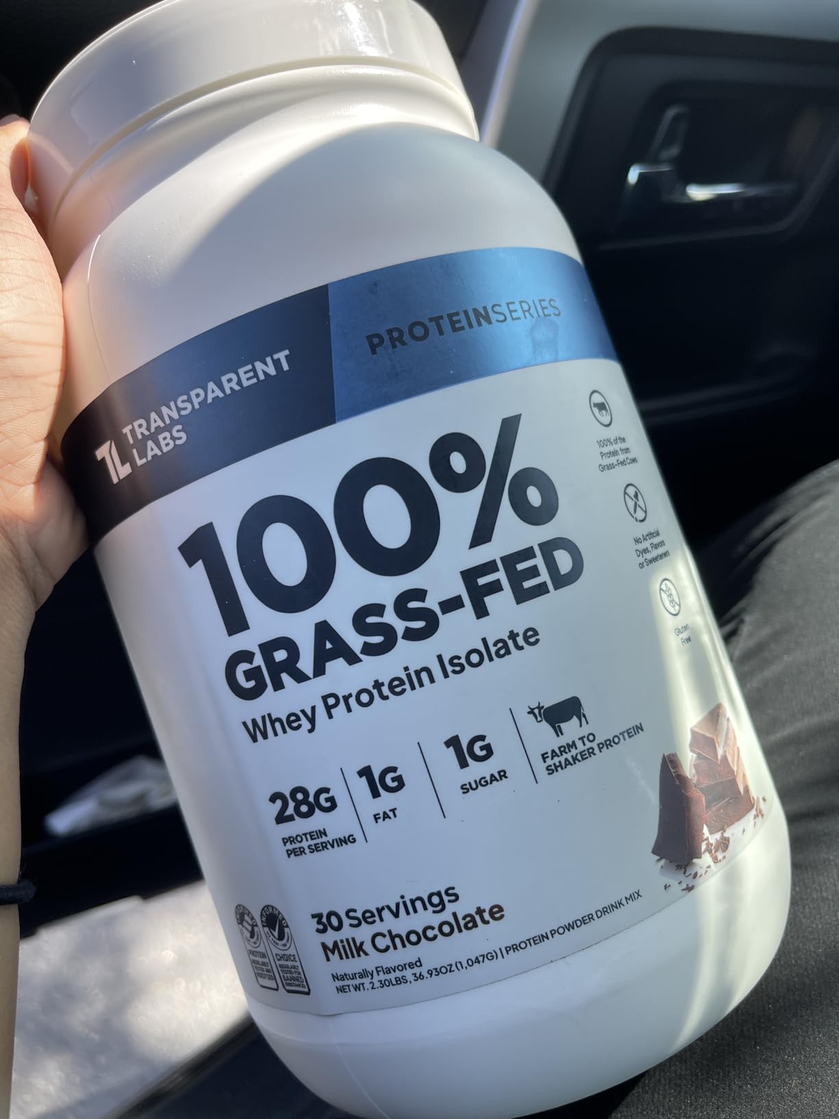 Transparent Labs Grass-Fed Whey Protein Isolate - Naturally Flavored, Gluten Free Whey Protein Powder with 28g of Protein per Serving & 9 Amino Acids - 30 Servings, Milk Chocolate customer photo 1