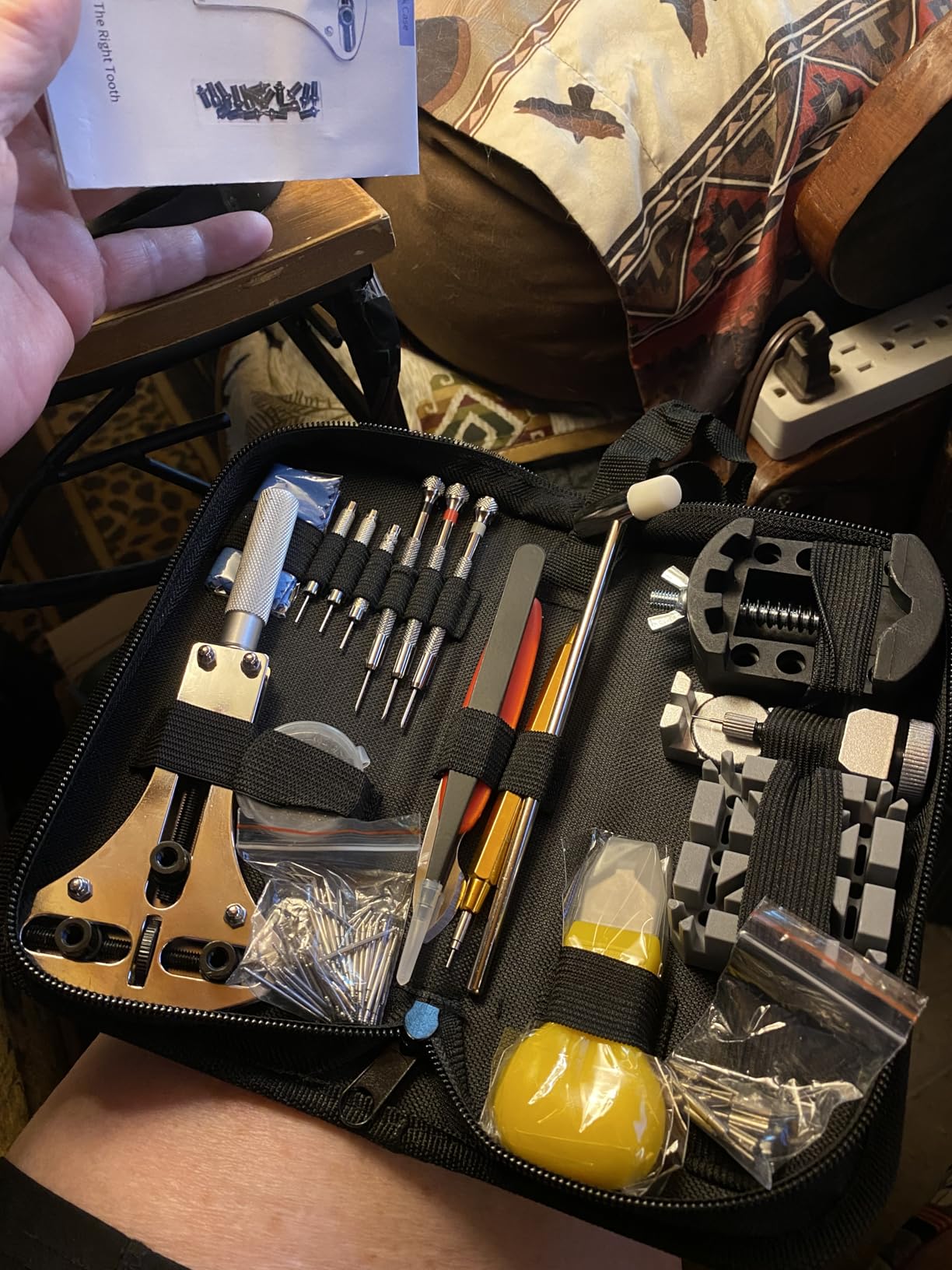 Watch Repair Kit, 151 PCS Professional Watch Battery Replacement Tool Kit, Watch Strap Bracelet Removal Tool with Carrying Case and Instructions customer photo 2