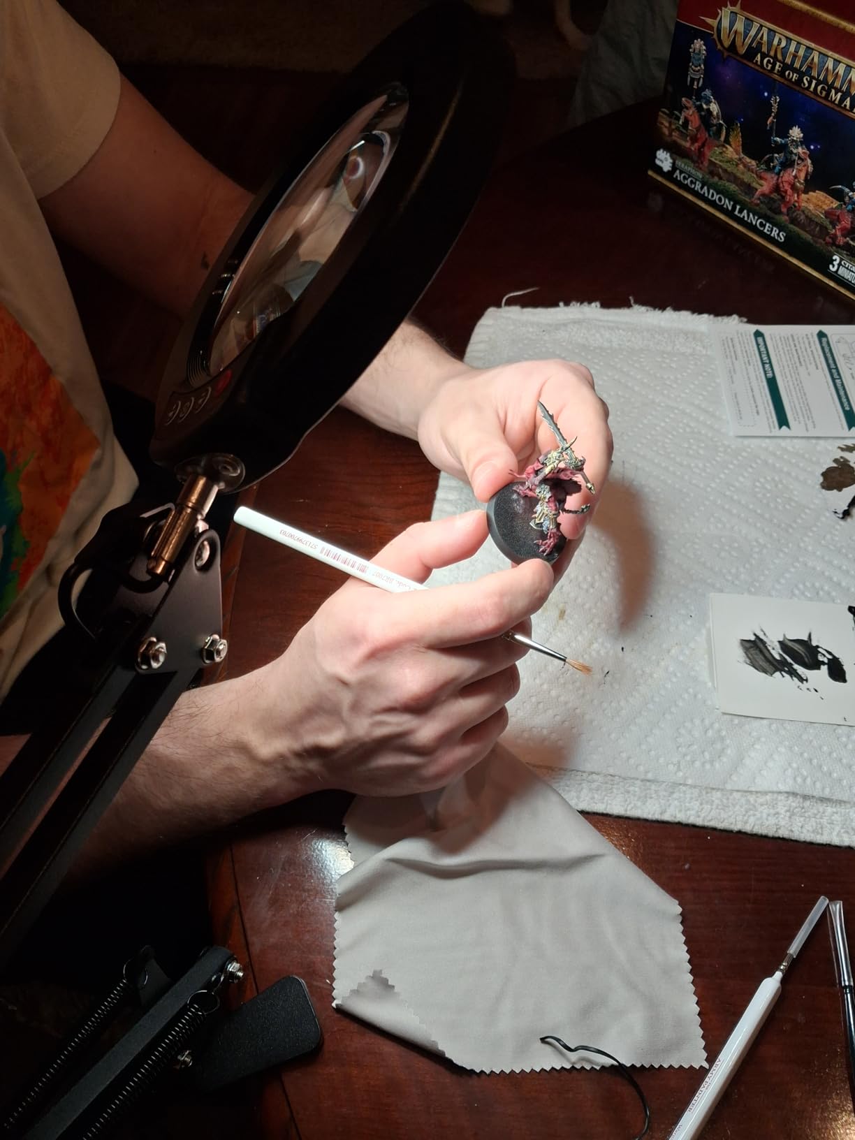 10X Magnifying Glass with Light and Clamp, Real Glass Stand Lighted Magnifier, 5 Color Modes Stepless Dimmable LED Desk Lamp Hands Free for Crafts Hobby Reading Painting Sewing Close Work customer photo 1