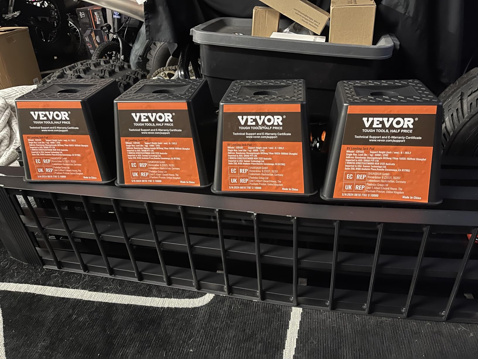 VEVOR Trailer Jack Block, 6000 lbs Capacity per RV Leveling Block, Polypropylene RV Camper Stabilizer Blocks, 4-Pack customer photo 2