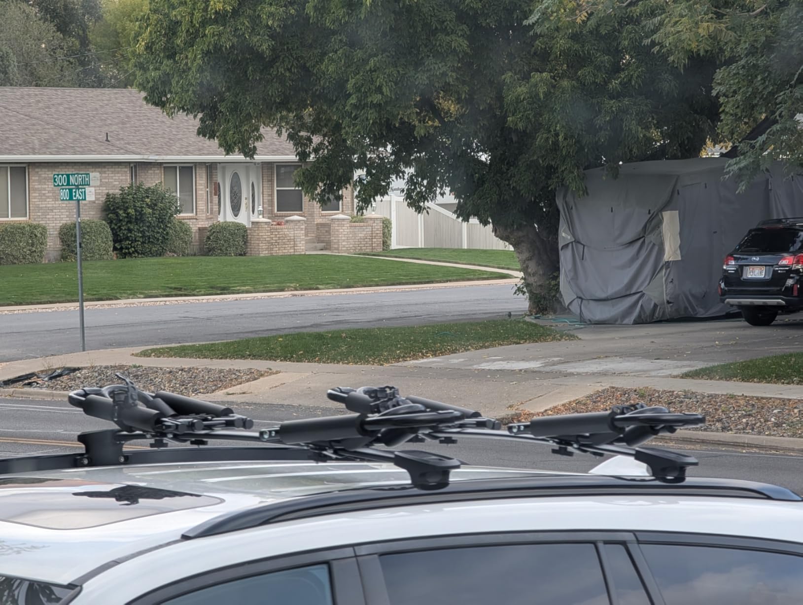 FORWODE Premium Kayak Roof Rack, 2 Pair J-Bar Roof Rack, Folding Adjustable Rack, Heavy Duty Kayak Roof Carrier 2 Kayak, Canoe, SUV, Surfboard on SUV, Car and Truck Crossbar customer photo 1