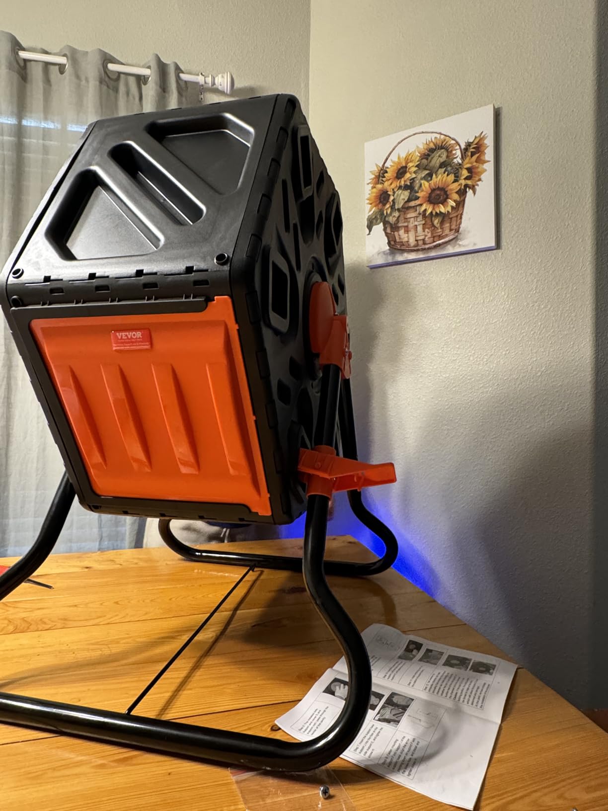 VEVOR Compost Bin, 18.5-Gal Small Composting Tumbler, Compact Single Rotating Chamber with Sliding Door and Steel Frame, BPA Free Composter Bin Tumbler for Garden, Kitchen, Yard, Outdoor customer photo 2