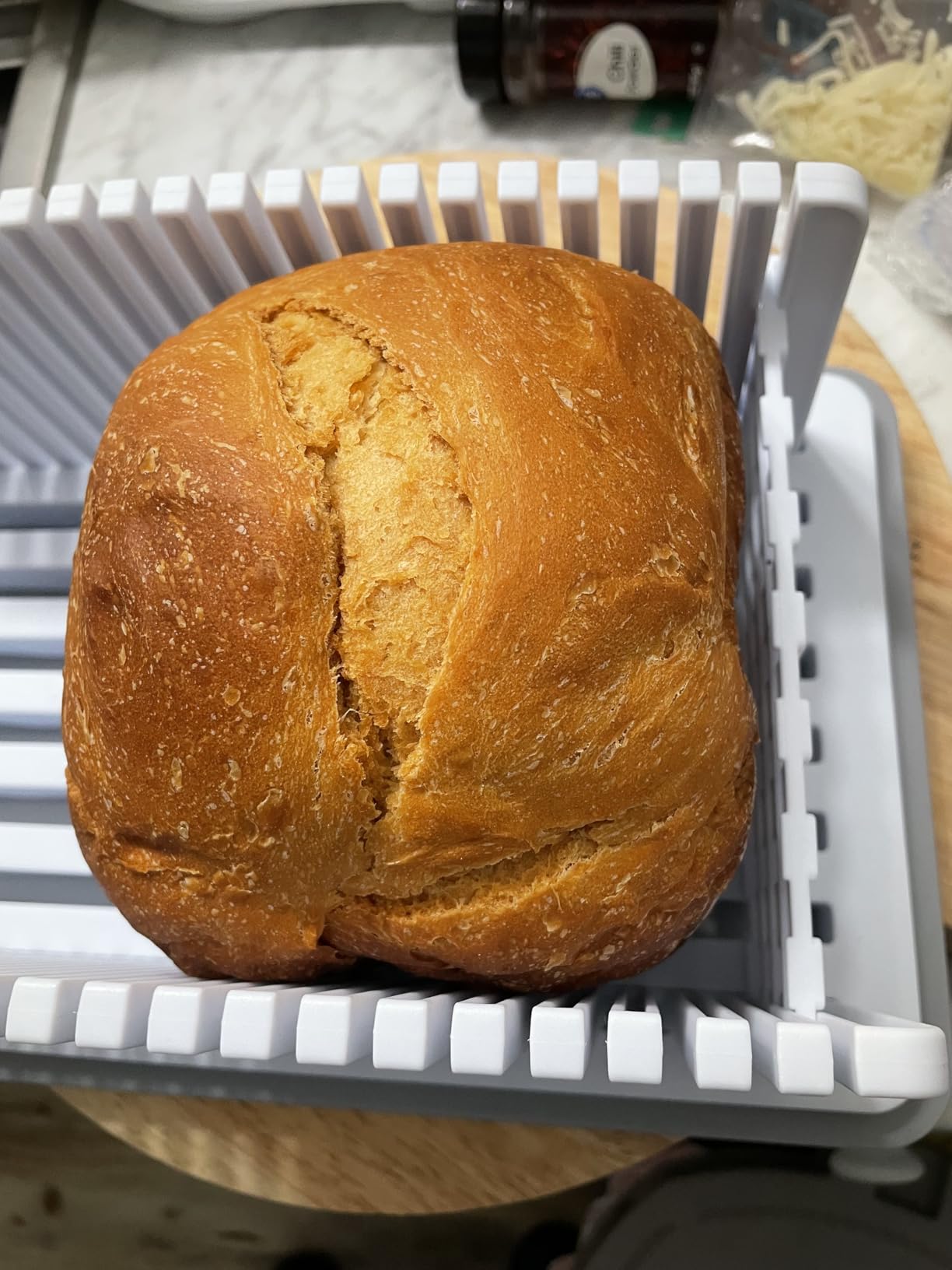 New Upgrade Bread Slicer for Homemade Bread, Bread Slicing Guide Adjustable Width, Foldable and Compact Cutting Guide with Crumb Tray, Suitability for Homemade Bread, Bagels, Cakes customer photo 1