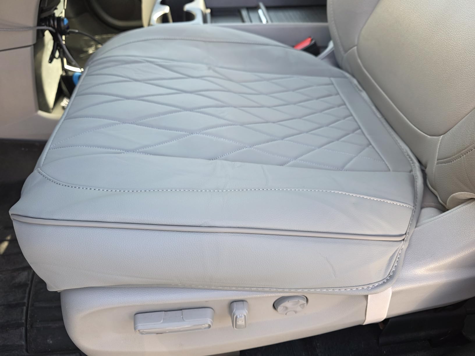 CAR PASS 2 Pack Leather Front Car Seat Covers, Bottom Seat Covers Full Wrapped with Storage Pocket, Anti-Slip Leather Seat Protectors,Waterproof Seat Cushion Pad Universal Fit Sedan SUV Truck, Black customer photo 2