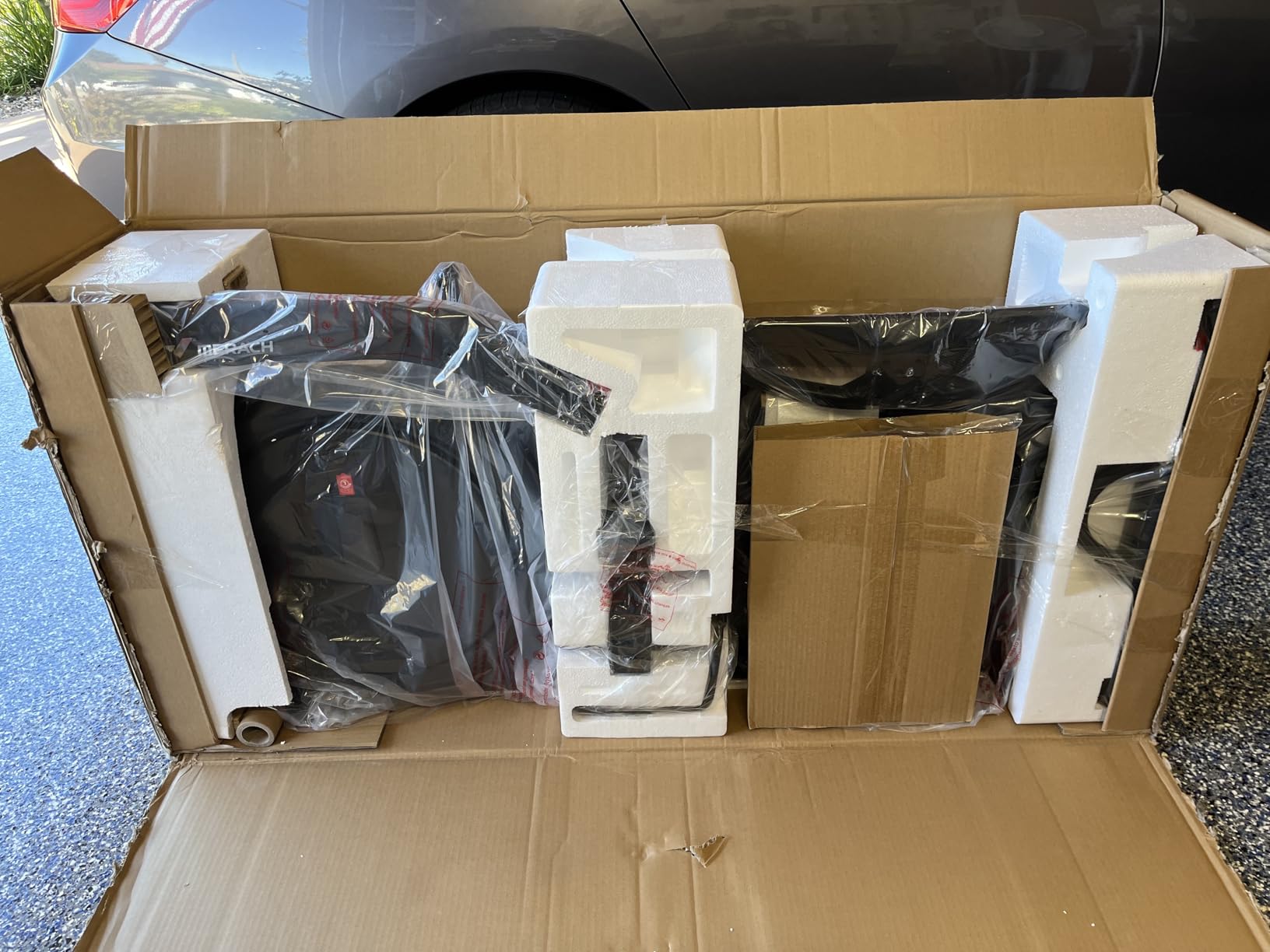 MERACH Recumbent Exercise Bikes for home, Light Commercial High-end Recumbent Bike for Seniors Adults, Magnetic Recumbent Exercise Bike with Smart Bluetooth and Exclusive App, LCD, Heart Rate Handle customer photo 1