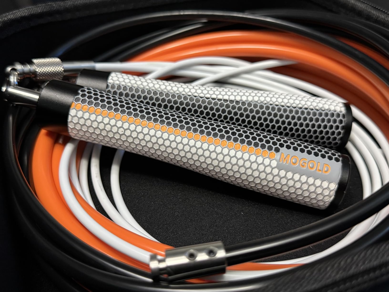 Weighted Jump Rope for Men Women -Interchangeable 1/5lb 1/4lb 1/2lb Heavy jump ropes - 360 Degree Spin - Length Adjustable, Ergonomics Leather Grip Skipping Rope for Fitness Weight Loss & More customer photo 1