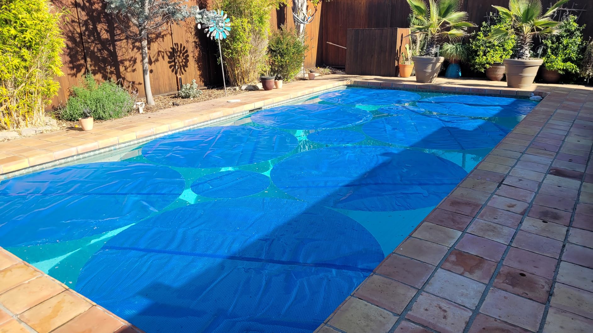 VINGLI 12Mil Thickened Solar Pool Cover, Rectangle Swimming Pool Solar Blanket for Pool-Heavy Duty Solar Pool Cover for Inground Pool-Solar Heater for Inground Pool, Heat Retaining, Blue (12' x 24') customer photo 2