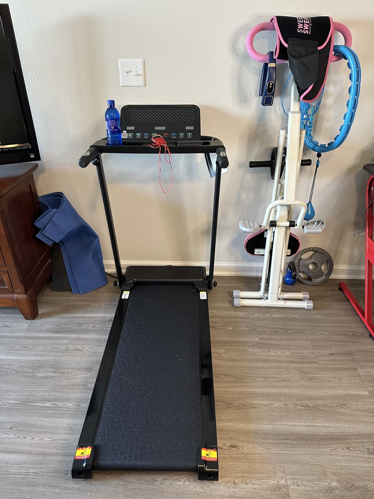 Treadmills for Home with 15% Incline & Led Screen, 7-Layer Shock-Absorbing Foldable Treadmill with Handle Bar Up to 400lbs Capacity, 3.0HP Quiet Walking Pad Treadmill 0.6-7.5MPH customer photo 1