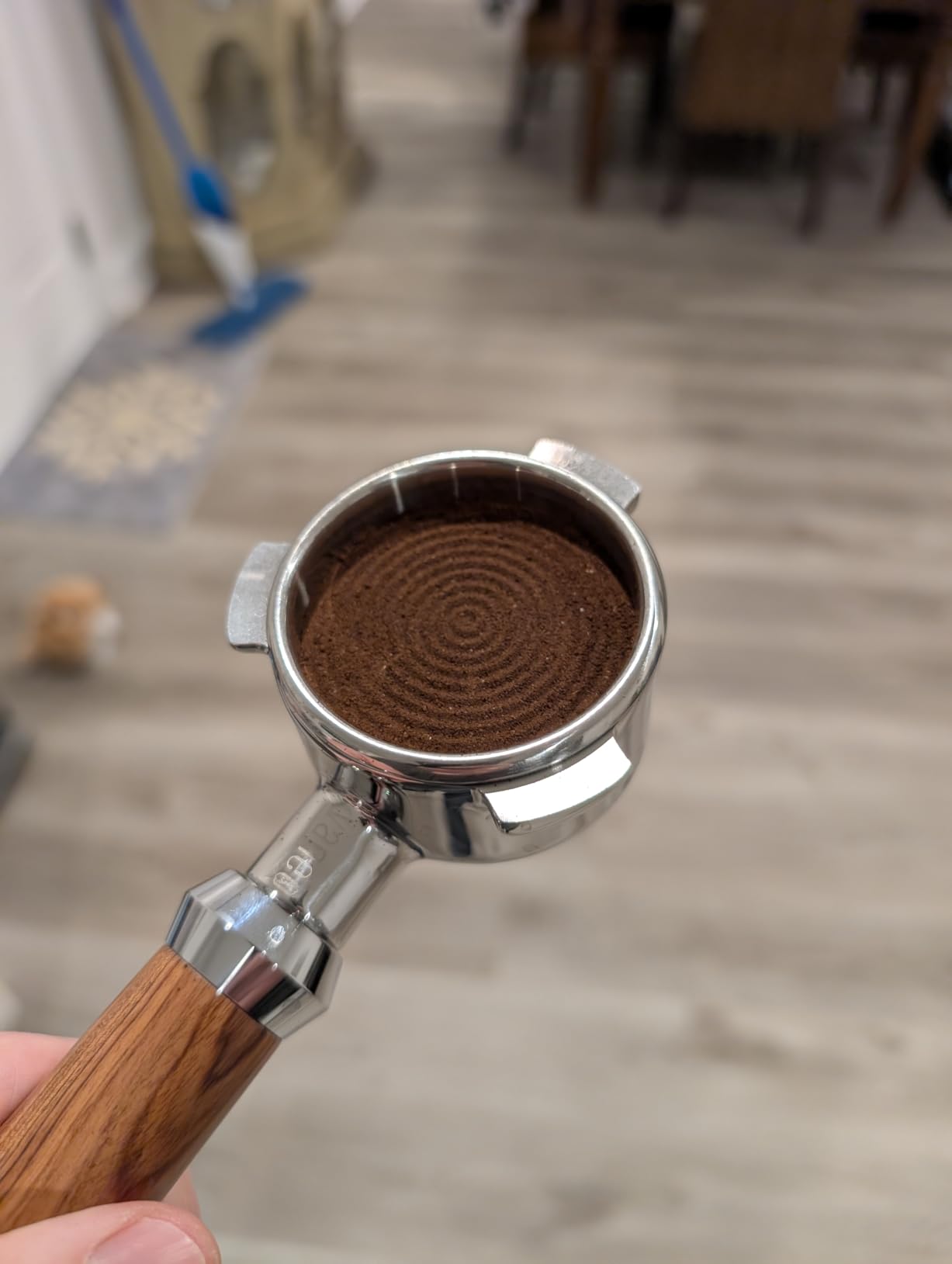 Normcore 58.5mm Espresso Coffee Tamper V4 - Spring Loaded Tamper With Titanium PVD Coating Ripple Base -15lb / 25lb / 30lbs Replacement Springs, Genuine American Walnut Handle customer photo 2