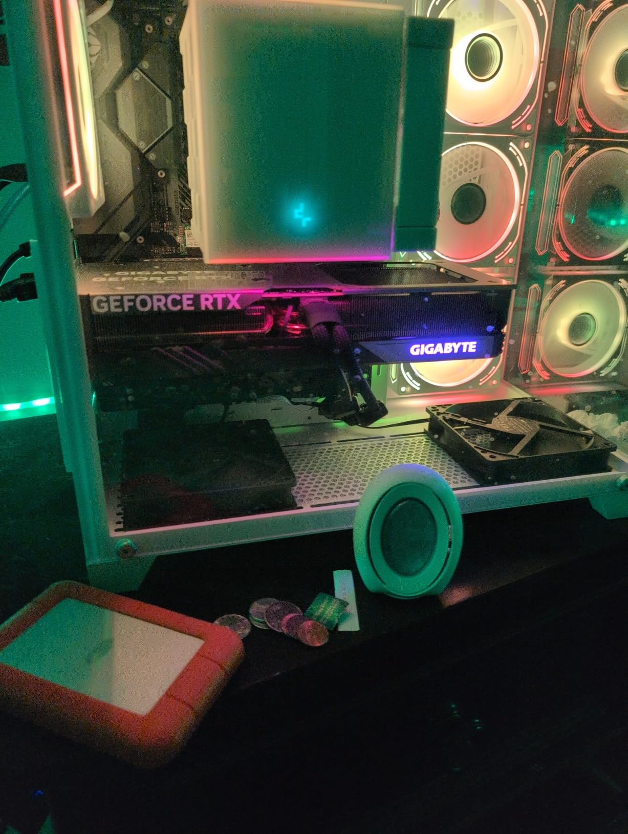 GIGABYTE GeForce RTX 4070 Super Gaming OC 12G Graphics Card, 3X WINDFORCE Fans, 12GB 192-bit GDDR6X, GV-N407SGAMING OC-12GD Video Card customer photo 2