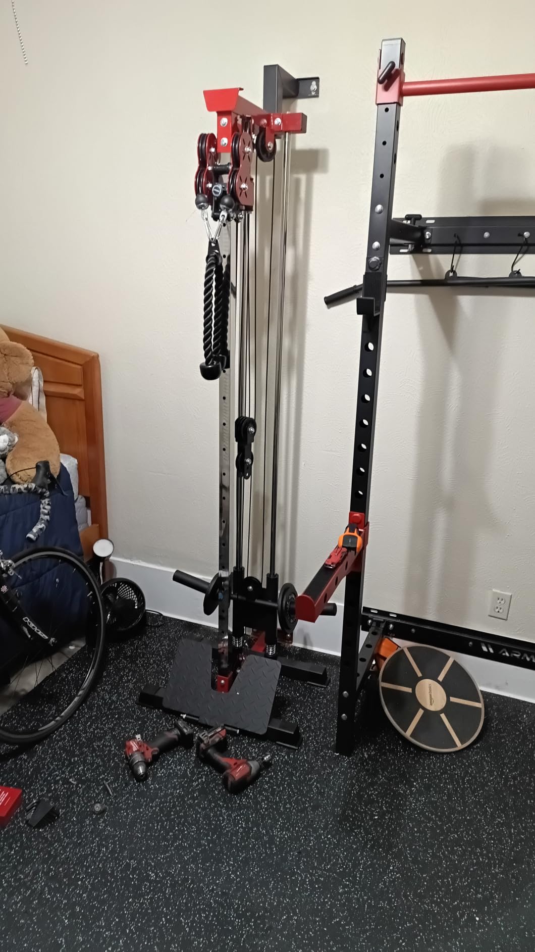 Cable Station Wall Mounted, 18 Height Pulley Tower, LAT Pull-Down Machine with Adjustable Dual Pulley System, High and Low Cable Crossover Machine with LAT Row LAT Tower for Home Gym customer photo 2